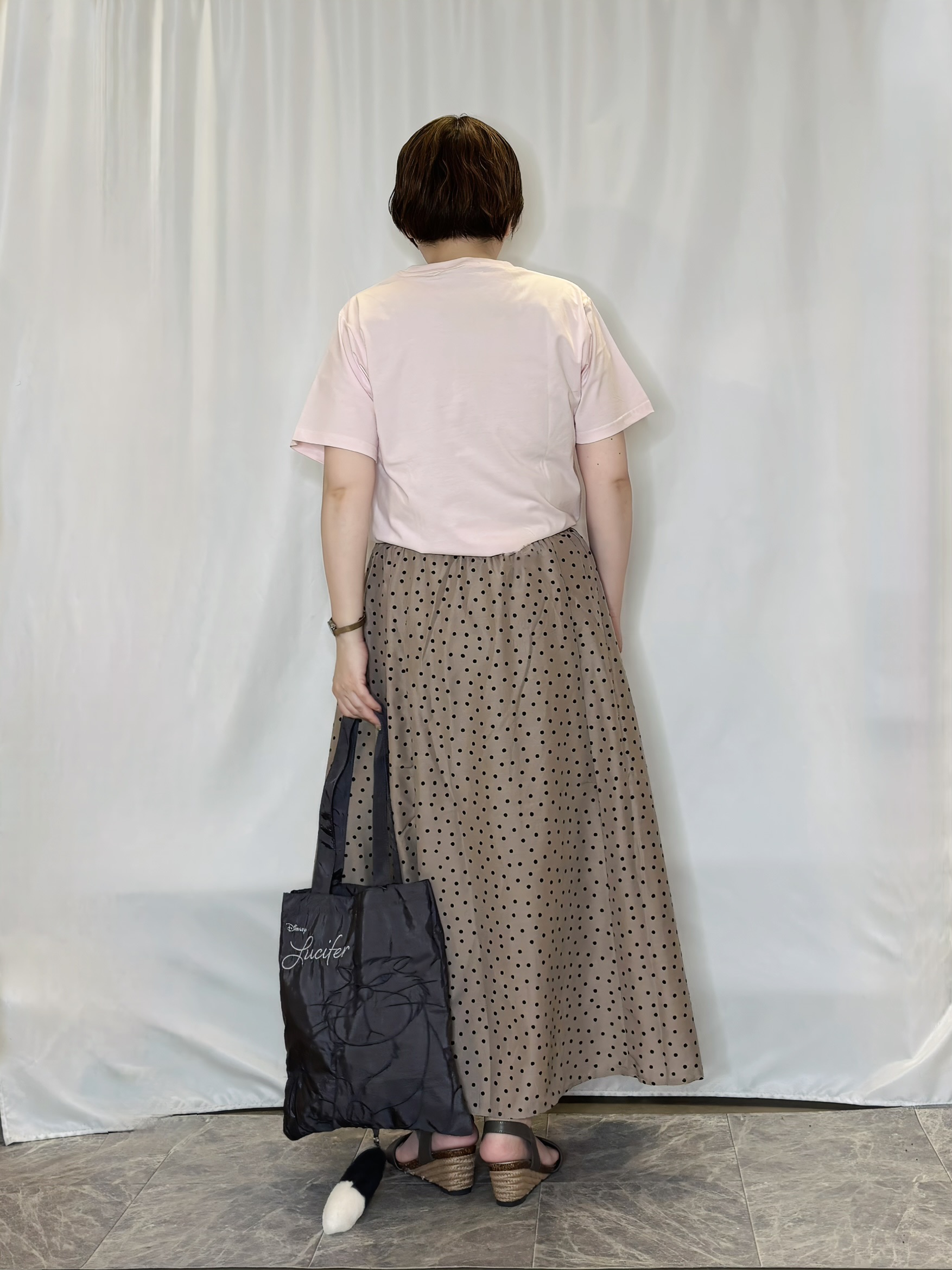 たみさんの「SHOO･LA･RUE｜【ひんやり/洗濯機可/S-LL】夏に快適サラサラ感 大人のひんやりプリントTシャツ」を使ったコーディネート