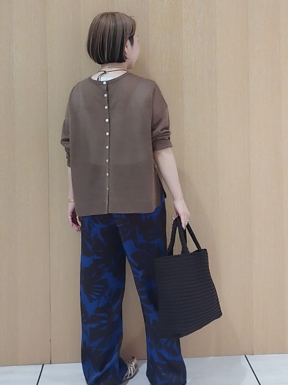 s u g iさんの「UNTITLED｜【アンサンブル可】前後2WAYカーディガン」を使ったコーディネート
