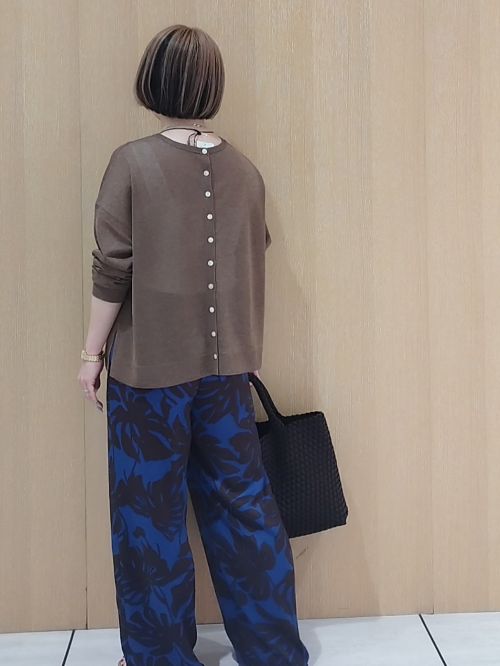 s u g iさんの「UNTITLED｜【アンサンブル可】前後2WAYカーディガン」を使ったコーディネート