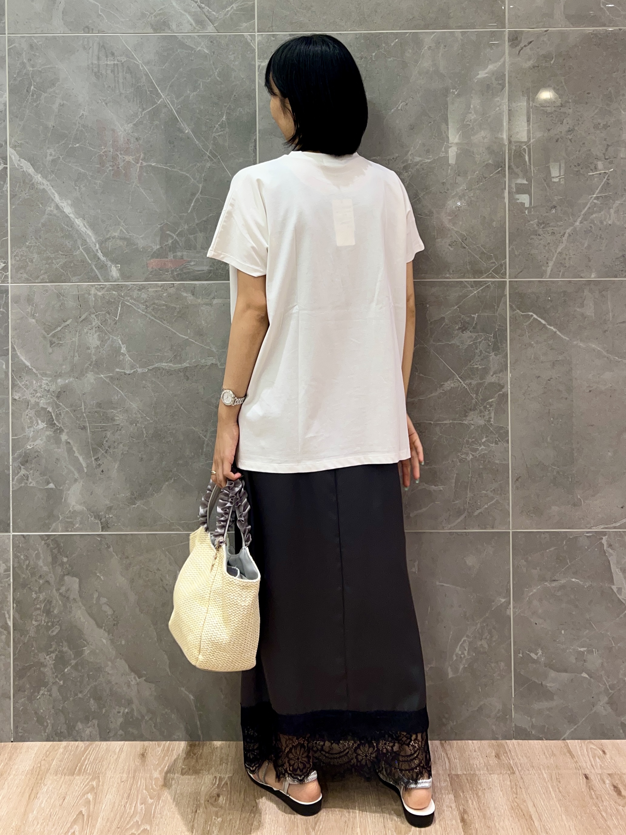 みくさんの「OPAQUE.CLIP｜フォトプリントTシャツ【洗濯機OK】」を使ったコーディネート