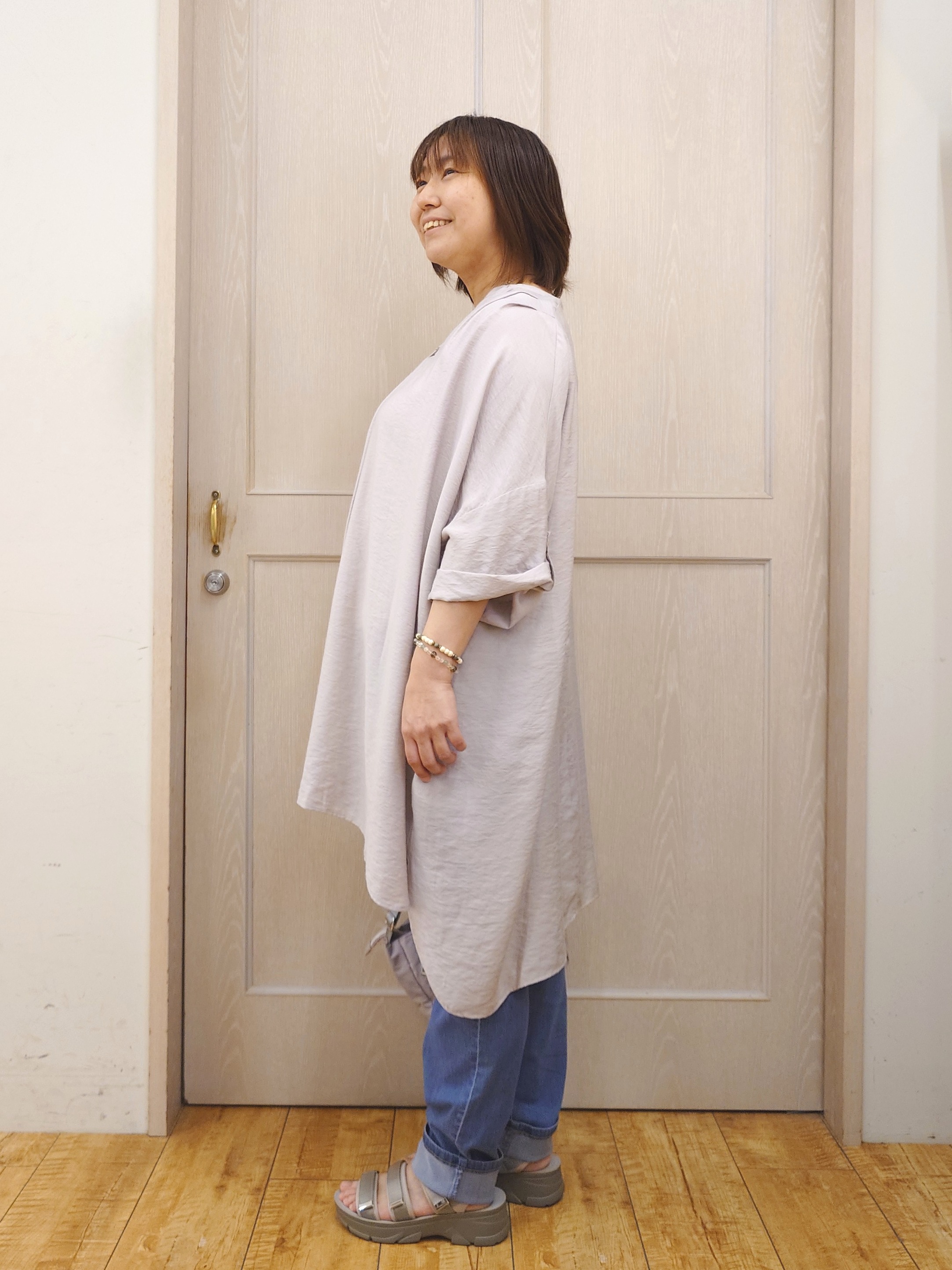 とろろさんの「SHOO･LA･RUE｜【ひんやり/S-LL】体型カバー叶える スキッパードルマンチュニック」を使ったコーディネート