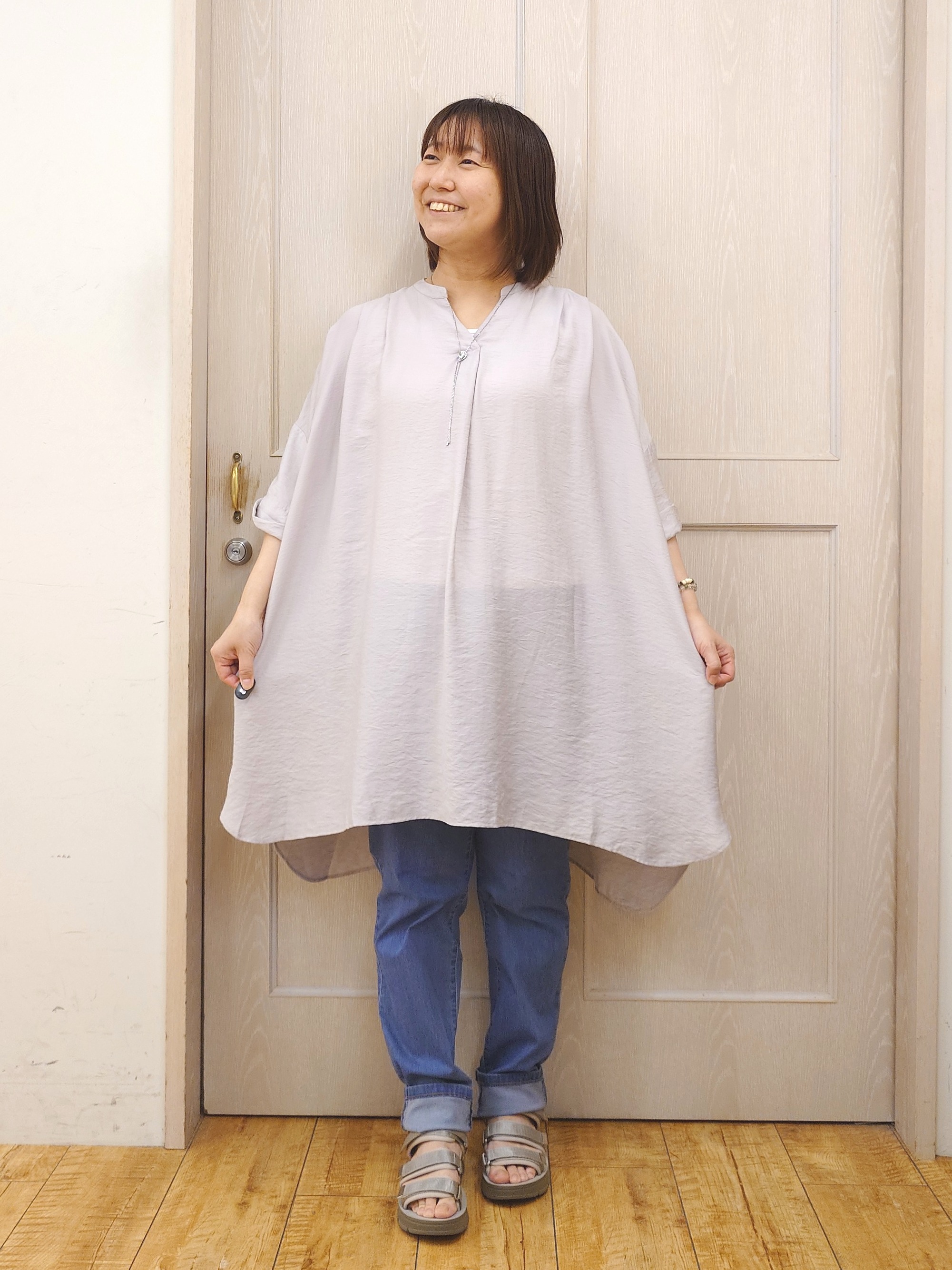 とろろさんの「SHOO･LA･RUE｜【ひんやり/S-LL】体型カバー叶える スキッパードルマンチュニック」を使ったコーディネート