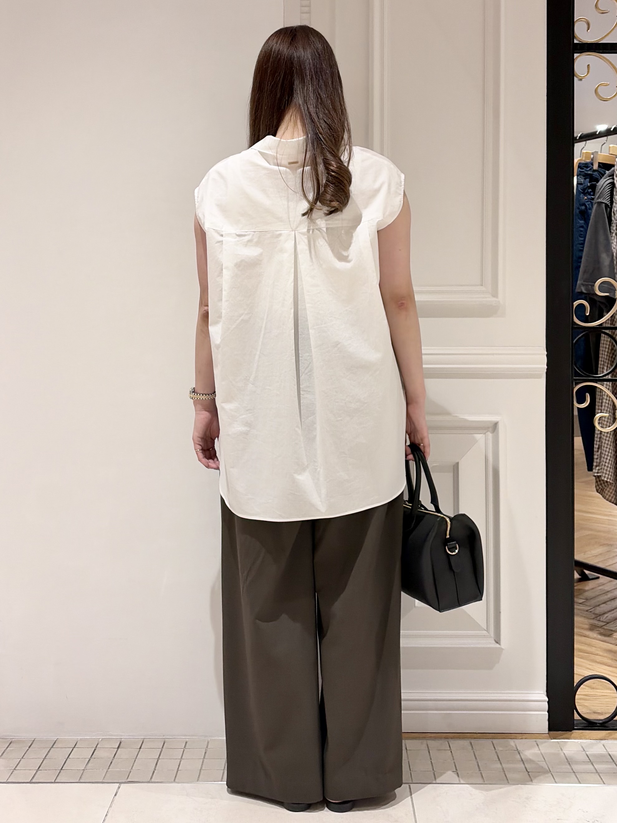 minowaさんの「DRESSTERIOR｜フレンチスリーブ スキッパーブラウス」を使ったコーディネート