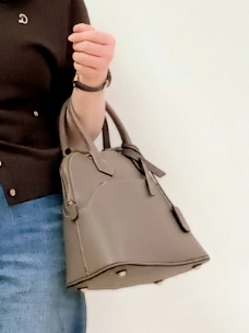 emiさんの「DRESSTERIOR｜【接触冷感／UVカット】ハーフスリーブ シアーカーディガン」を使ったコーディネート