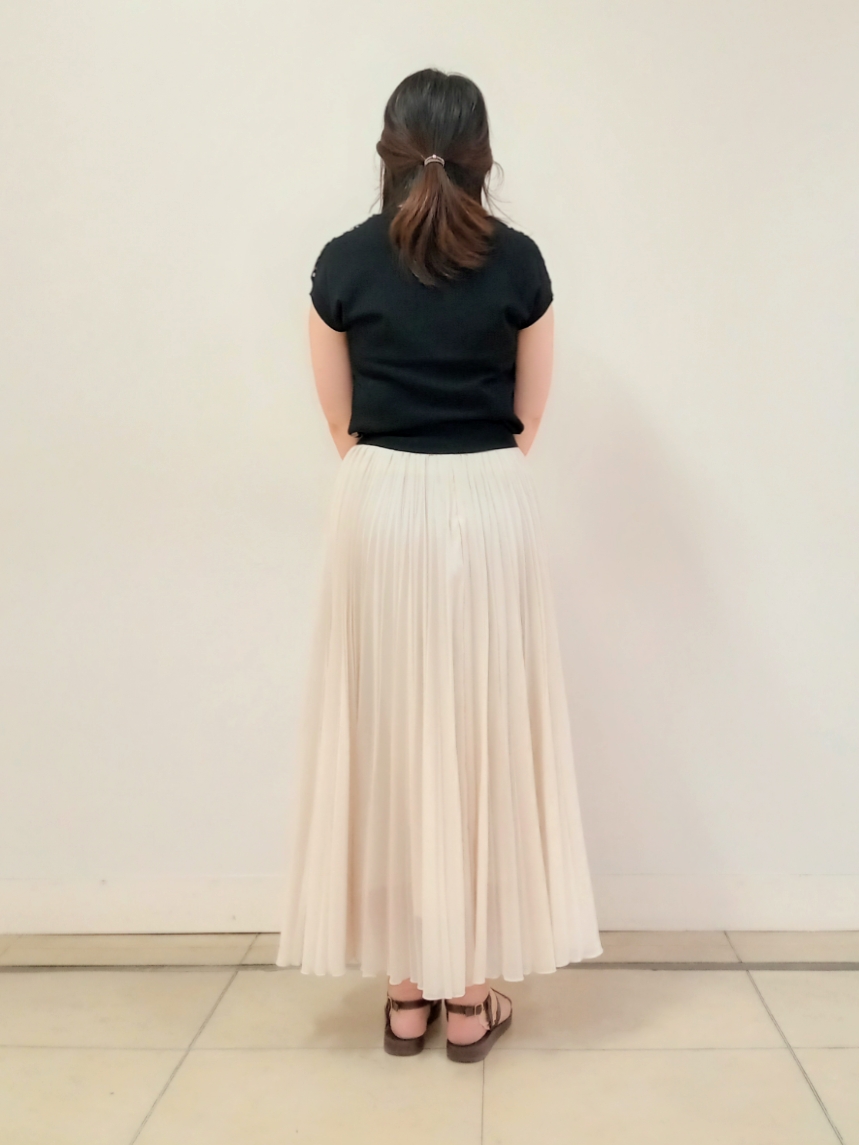 emiさんの「DRESSTERIOR｜【再入荷/otonaMUSE5月号掲載/ウォッシャブル】オーバーラップサークルコンビフレンチニット」を使ったコーディネート