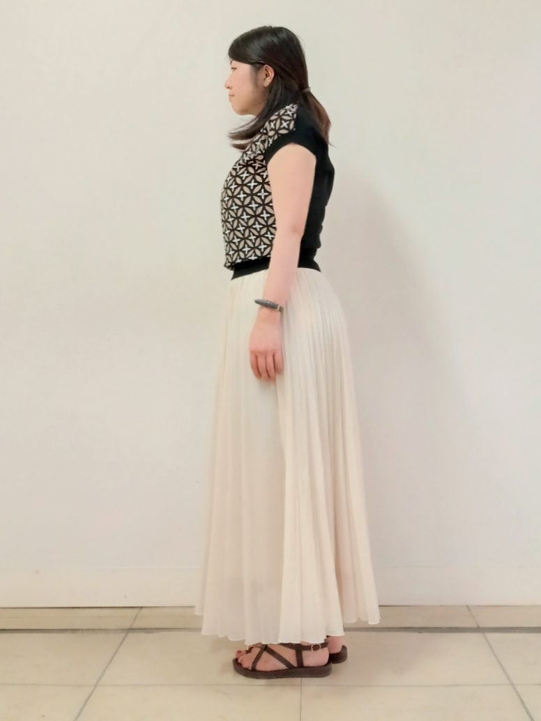 emiさんの「DRESSTERIOR｜【再入荷/otonaMUSE5月号掲載/ウォッシャブル】オーバーラップサークルコンビフレンチニット」を使ったコーディネート