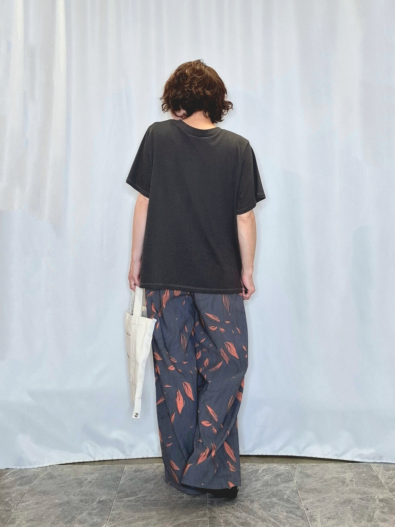 ぬーさんの「SHOO･LA･RUE｜【洗濯機可/体型カバー】程よい透け感の ゆるシア―シャツパーカ」を使ったコーディネート