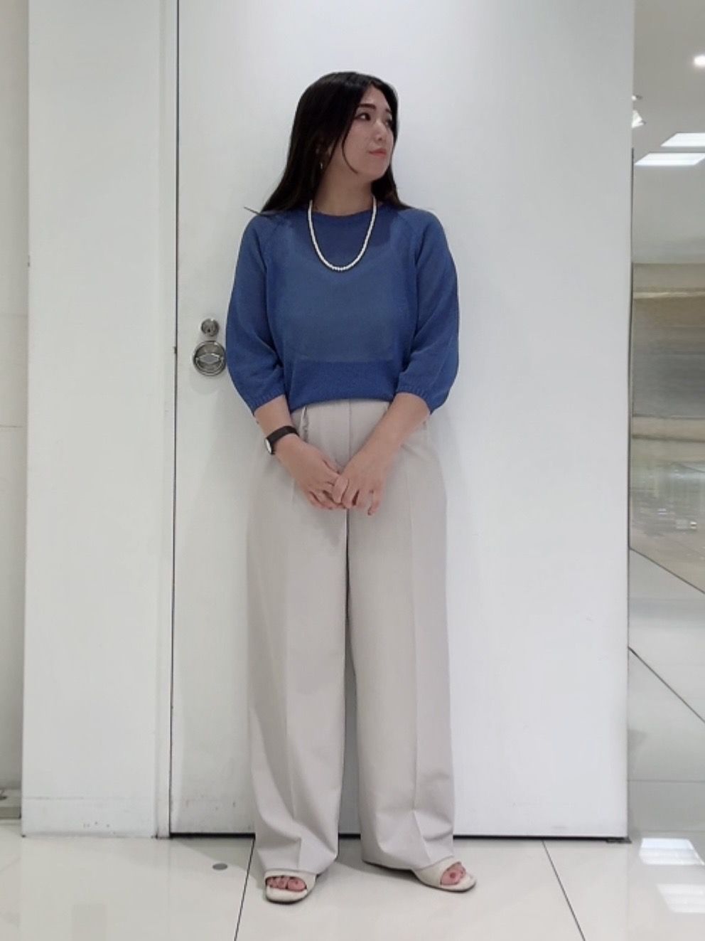 なかじさんの「UNTITLED｜【楽な穿き心地/UV/接触冷感】クリーンワイドパンツ」を使ったコーディネート