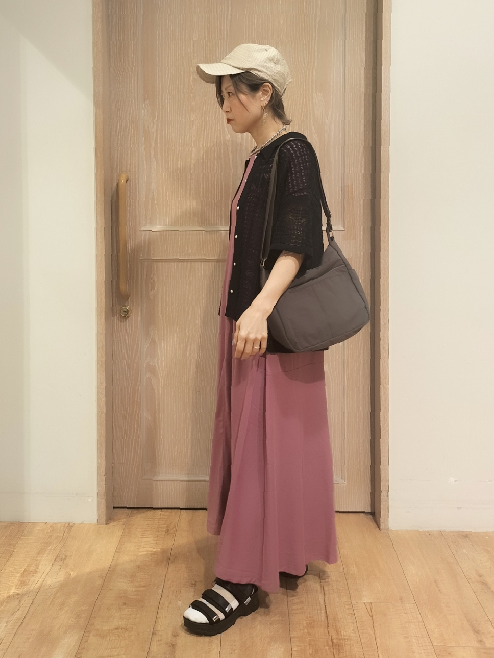 YUKIさんの「SHOO･LA･RUE｜レースニットカーディガン」を使ったコーディネート