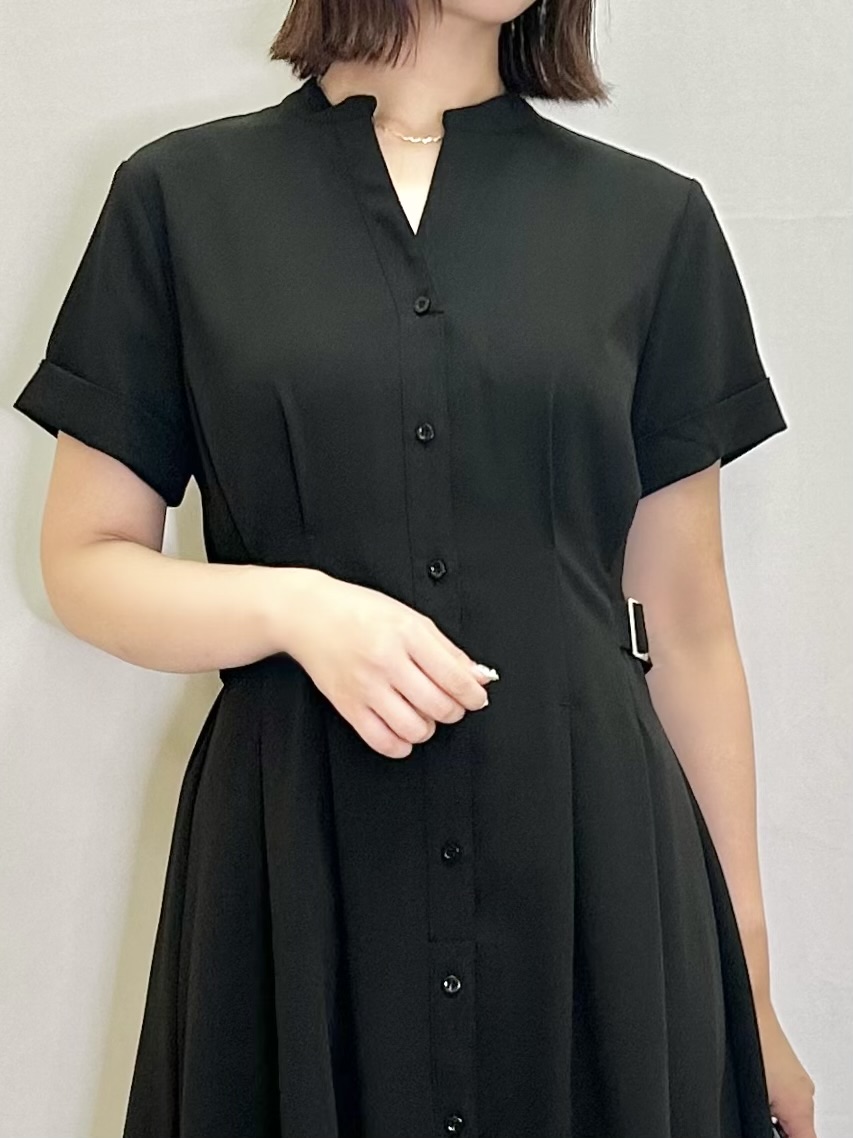 きららさんの「index｜【接触冷感／吸水速乾／UVケア】リネンライクサイドベルトシャツワンピース《透け防止／洗濯機OK》」を使ったコーディネート