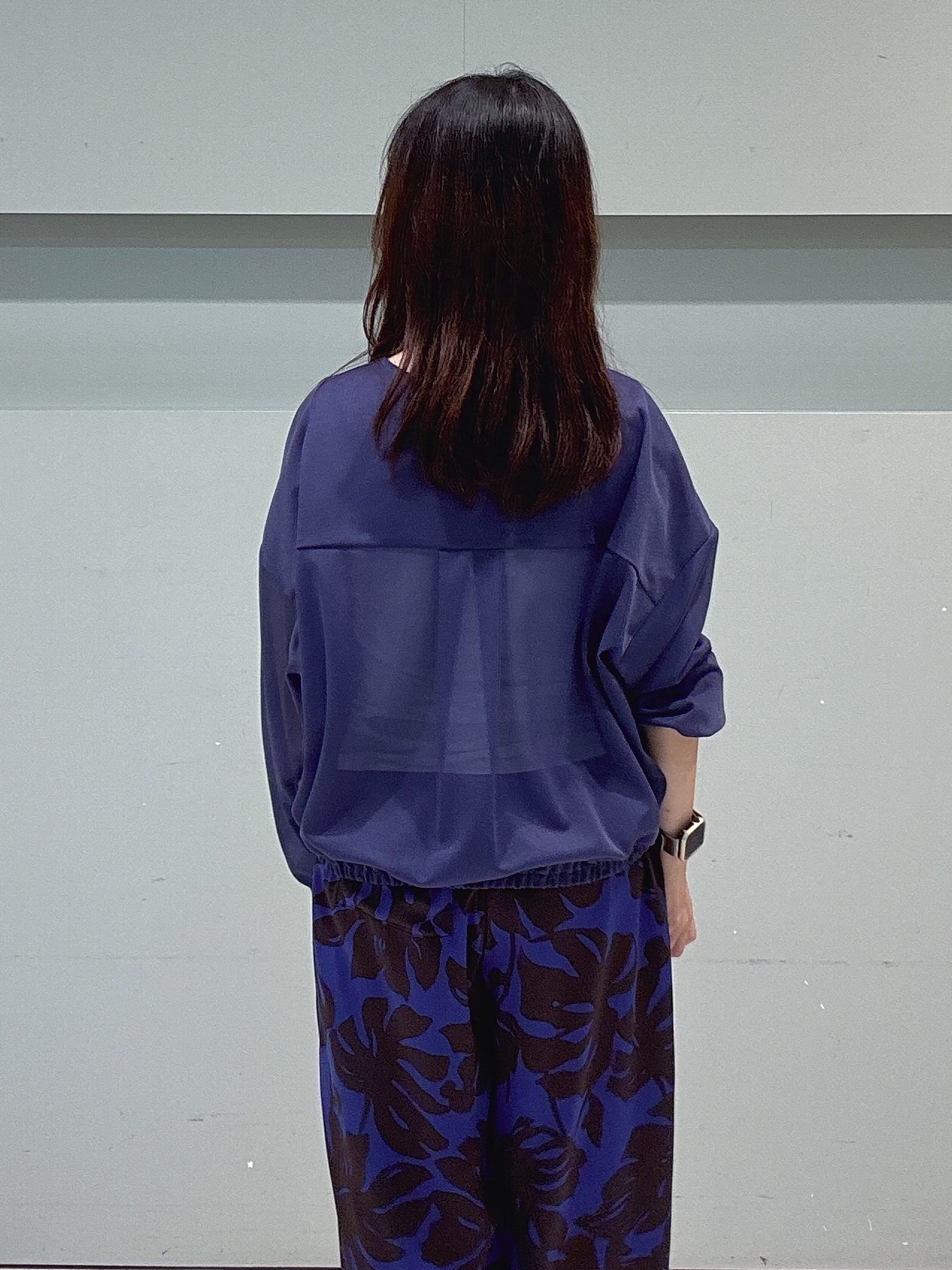 makiさんの「UNTITLED｜トリコットシアーブラウス」を使ったコーディネート