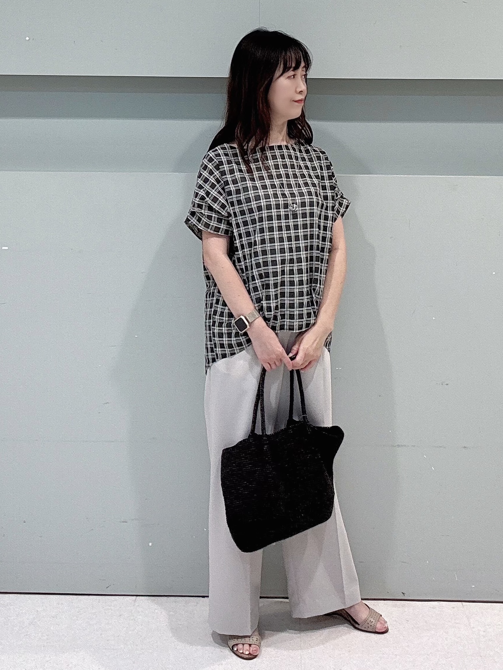 makiさんの「UNTITLED｜シアーチェックブラウス」を使ったコーディネート