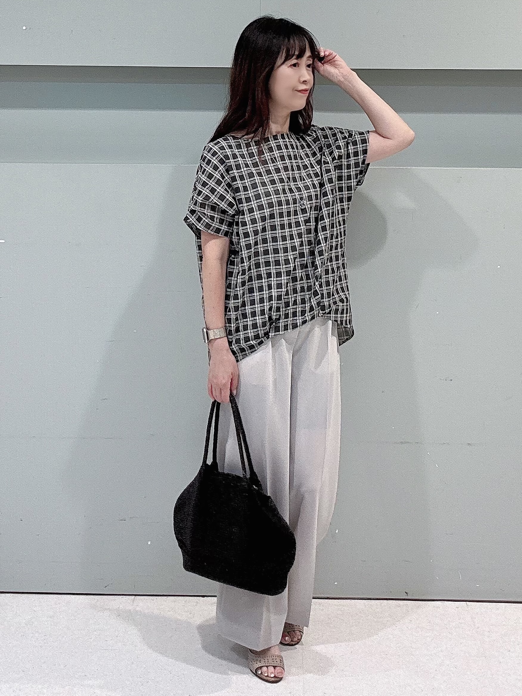 makiさんの「UNTITLED｜シアーチェックブラウス」を使ったコーディネート