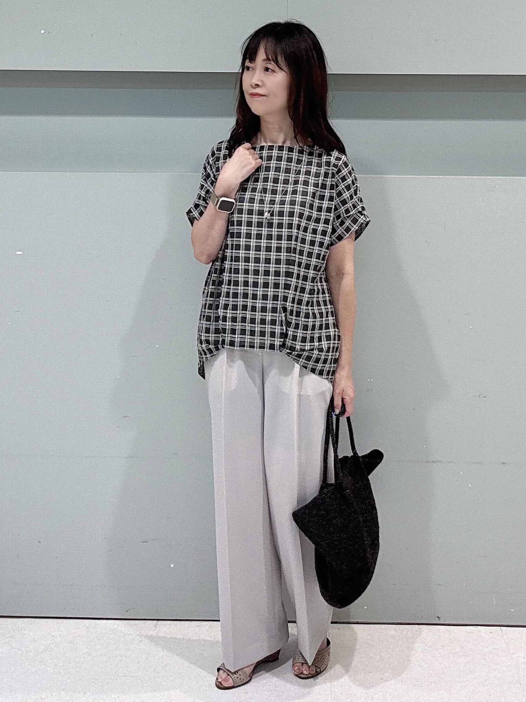 makiさんの「UNTITLED｜シアーチェックブラウス」を使ったコーディネート