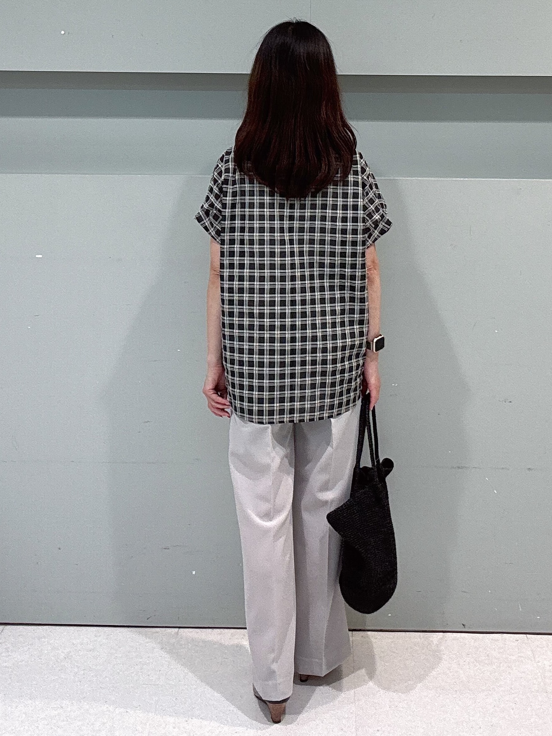 makiさんの「UNTITLED｜シアーチェックブラウス」を使ったコーディネート