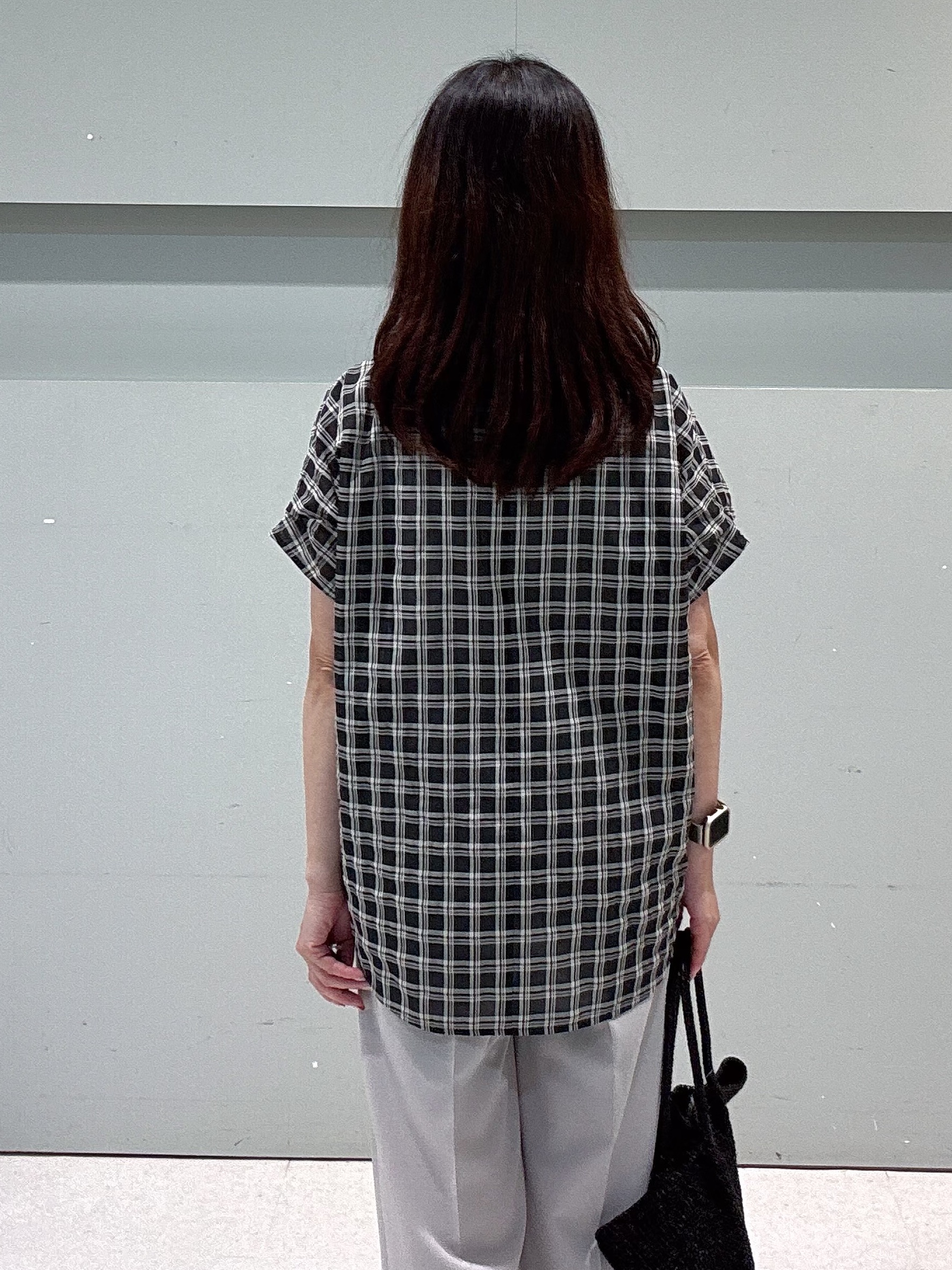 makiさんの「UNTITLED｜シアーチェックブラウス」を使ったコーディネート