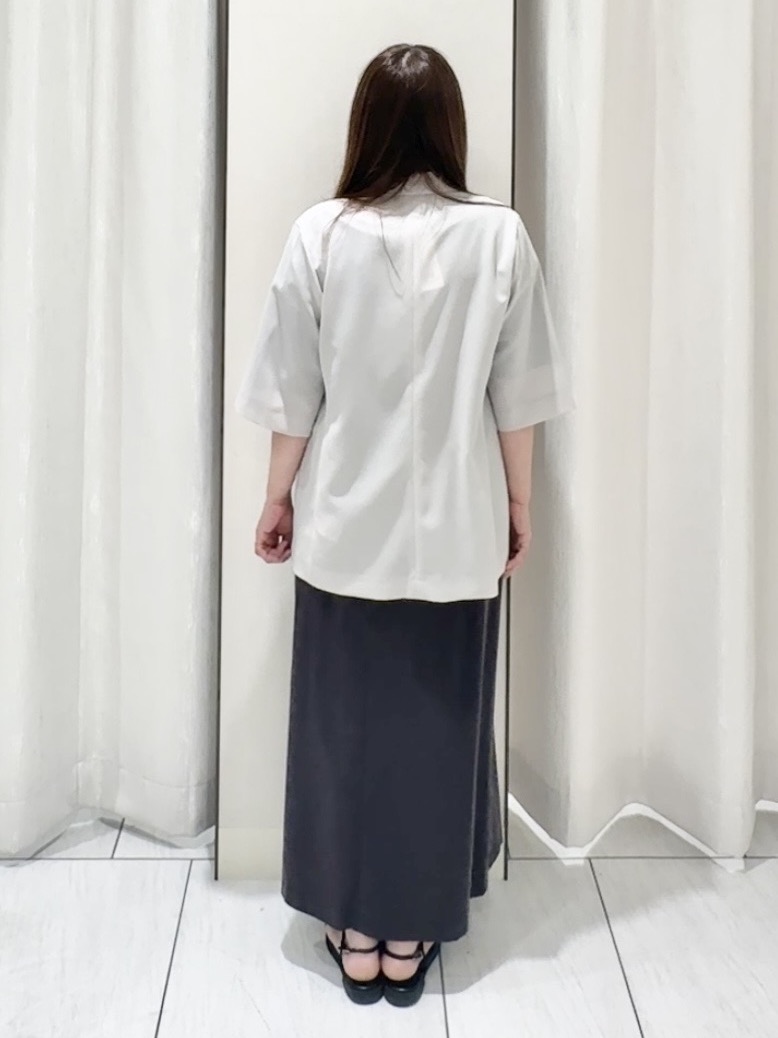 ʏᴜᴋɪᴋᴏさんの「UNTITLED｜【セットアップ可/接触冷感】ヴィンテージライクプルオーバー」を使ったコーディネート