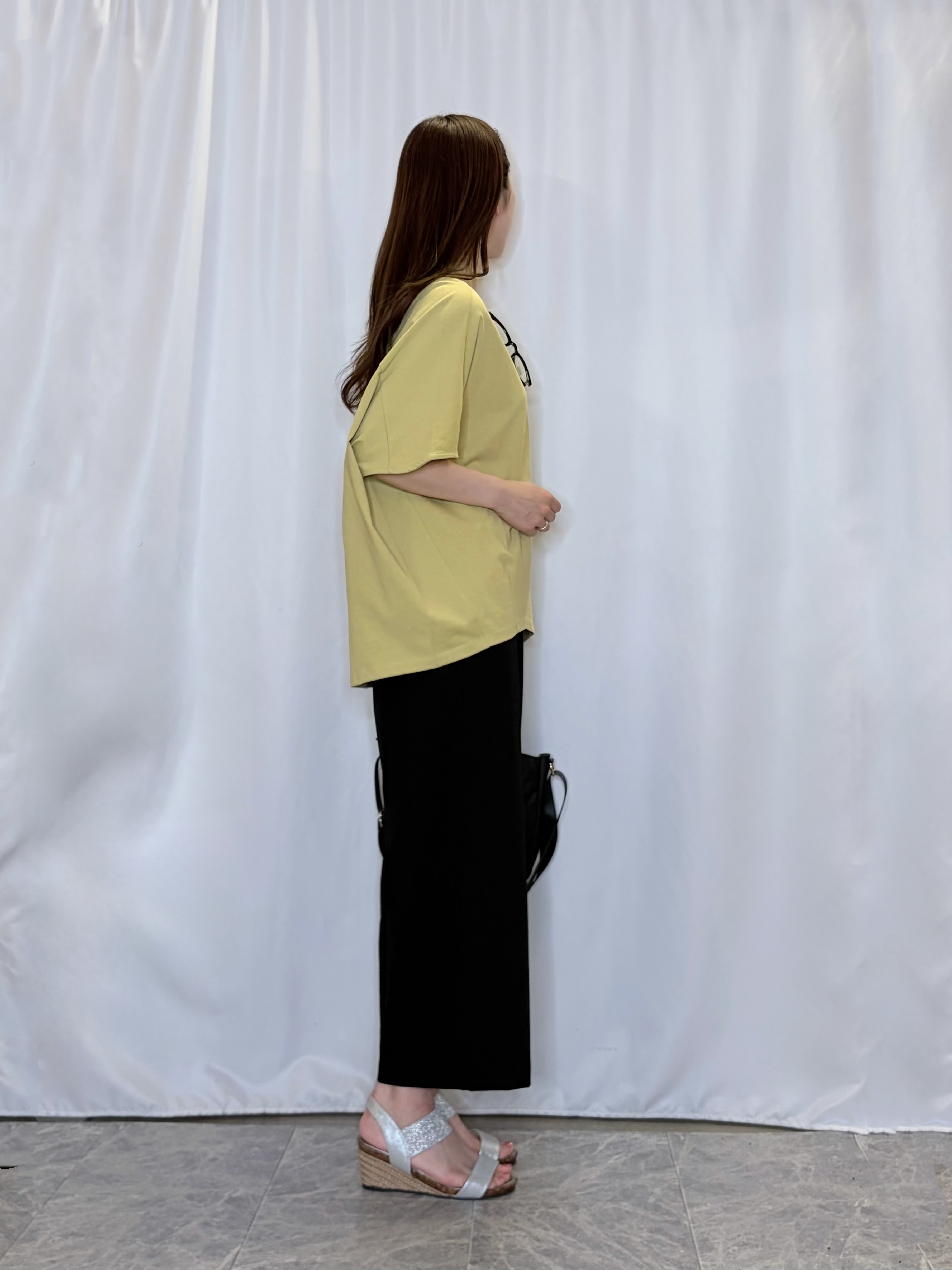 おうめさんの「SHOO･LA･RUE｜【ひんやり/体型カバー】インせず着られる 上品見えのドルマントップス」を使ったコーディネート