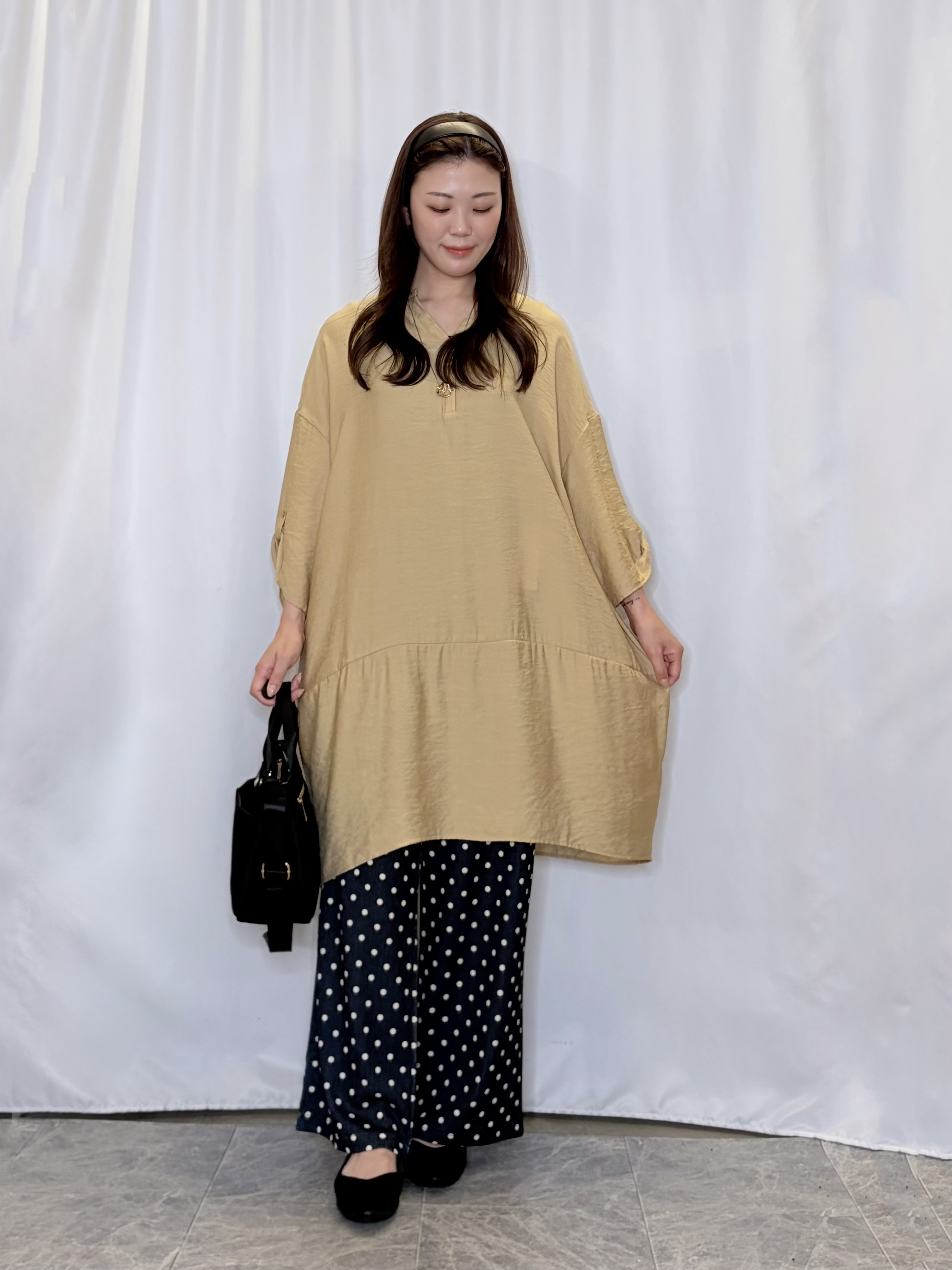 おうめさんの「SHOO･LA･RUE｜【ひんやり/S-LL/洗濯後しわになりにくい】体型カバーにも ゆるっとリラックスチュニック」を使ったコーディネート