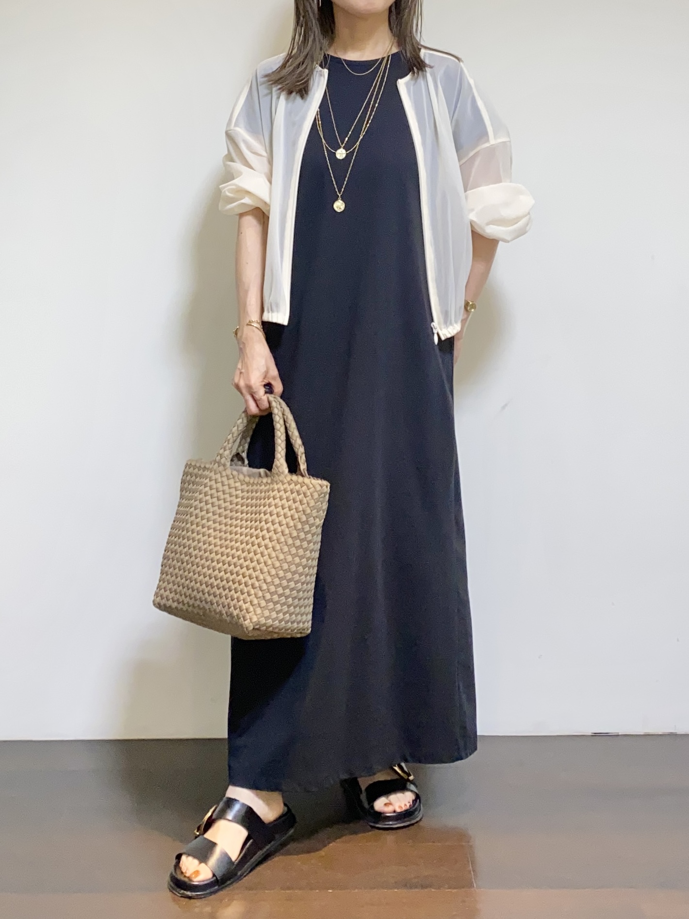 tomoさんの「UNTITLED｜トリコットシアーブラウス」を使ったコーディネート