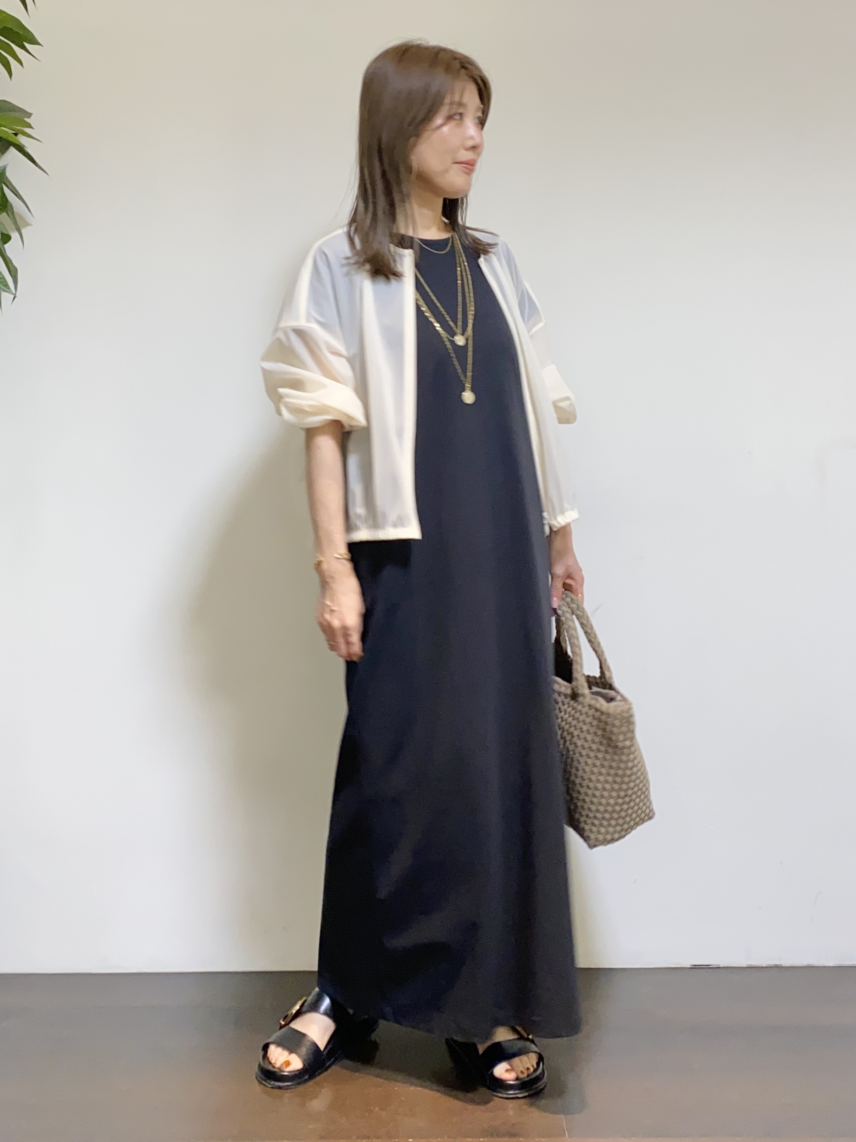 tomoさんの「UNTITLED｜トリコットシアーブラウス」を使ったコーディネート