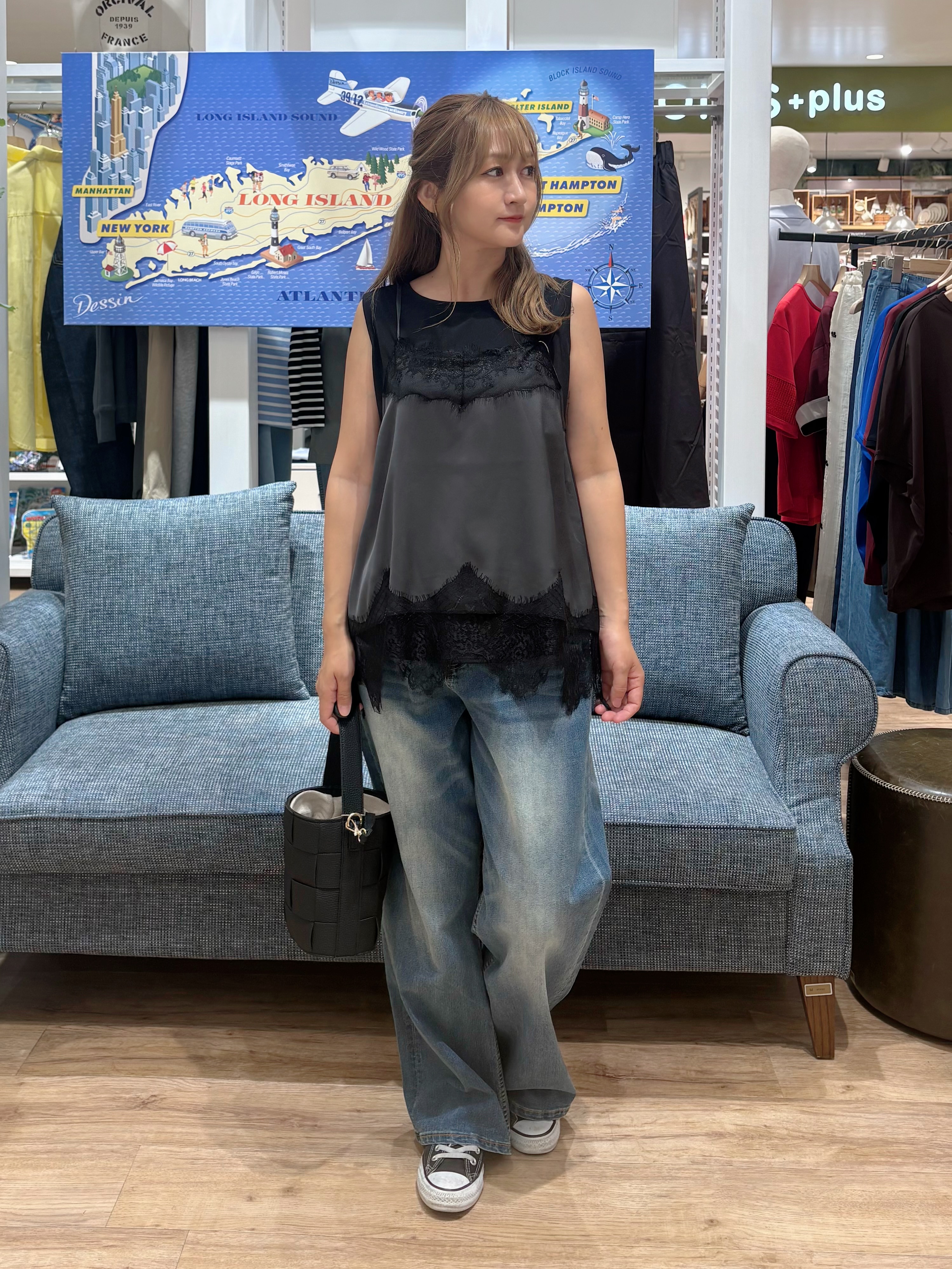 yuinaさんの「Dessin｜【接触冷感】ワイドデニムパンツ」を使ったコーディネート