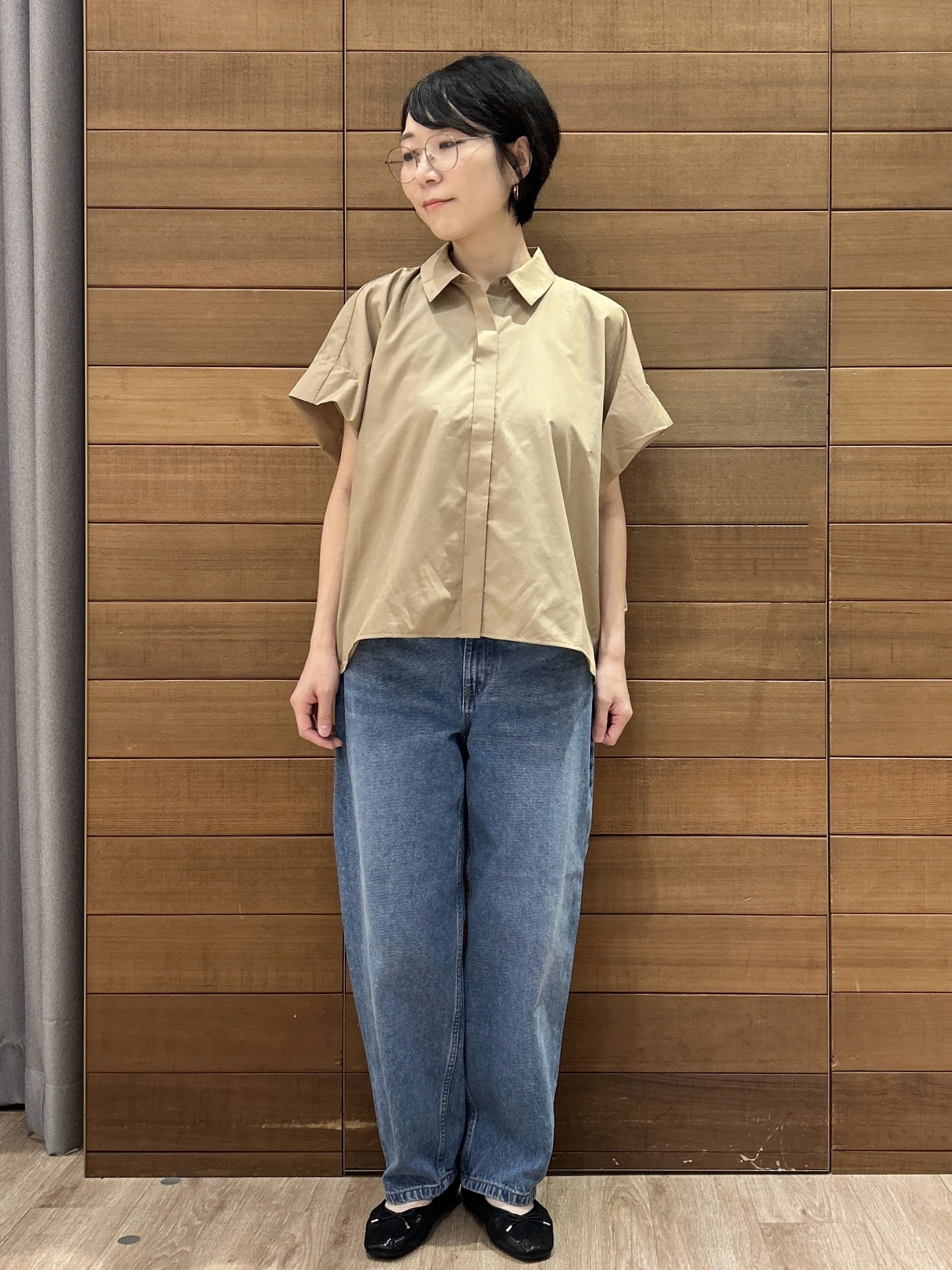 ゆうあさんの「OPAQUE.CLIP｜タックニュアンスフォルムシャツ【洗濯機OK】」を使ったコーディネート