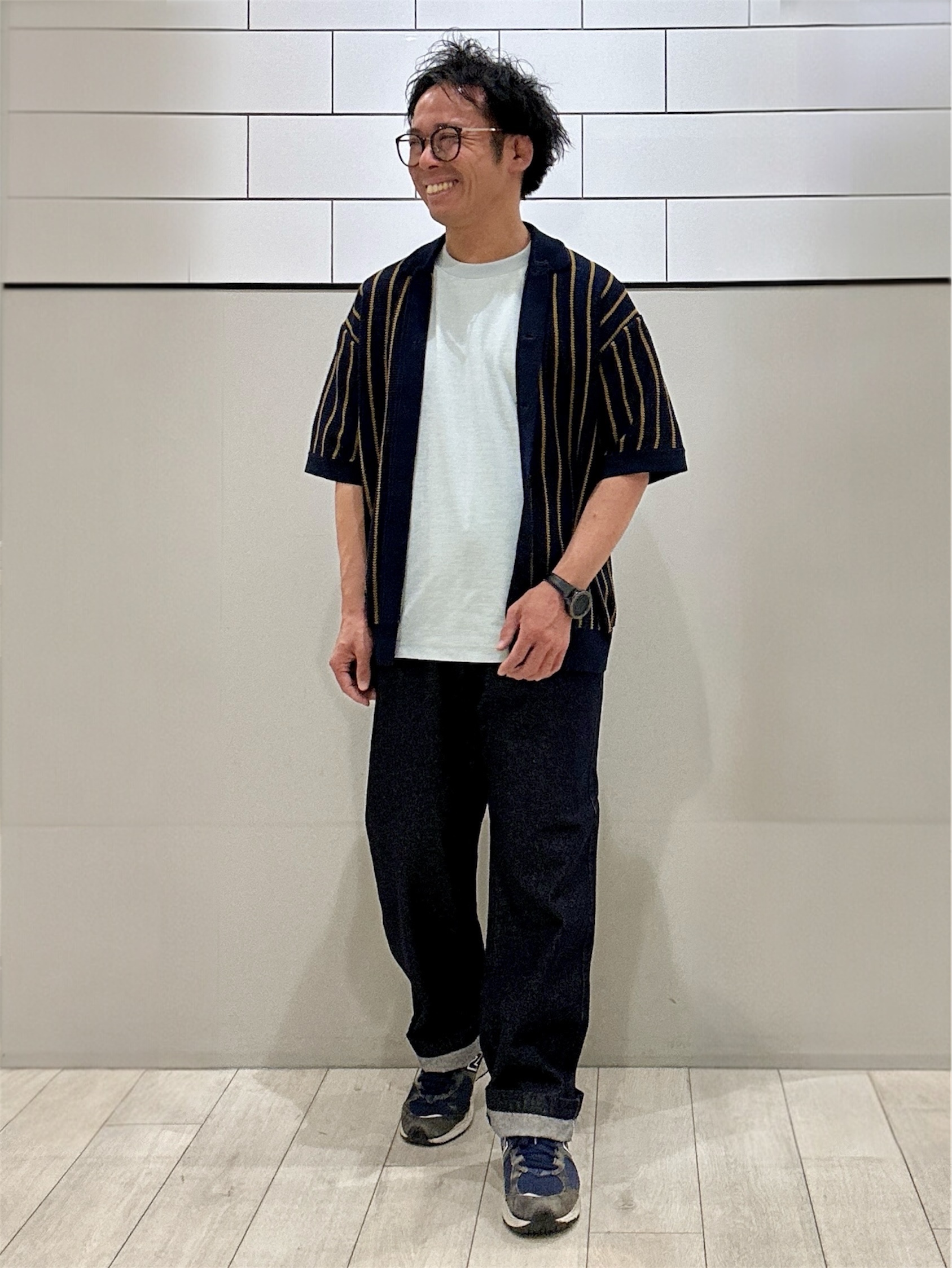 KENJI Iさんの「THE SHOP TK｜【マシンウォッシャブル】ニットストライプ半袖シャツ」を使ったコーディネート