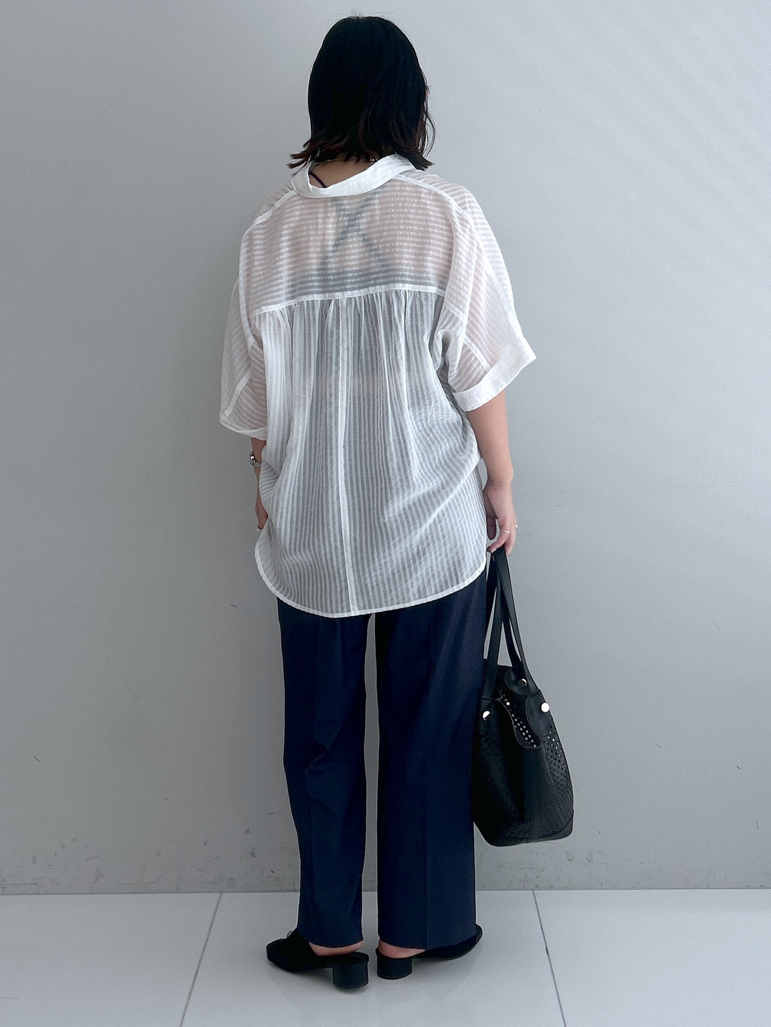 Hirokaさんの「grove｜【洗濯機◎・体型カバー】ON/OFF使える、シアースキッパーシャツ」を使ったコーディネート