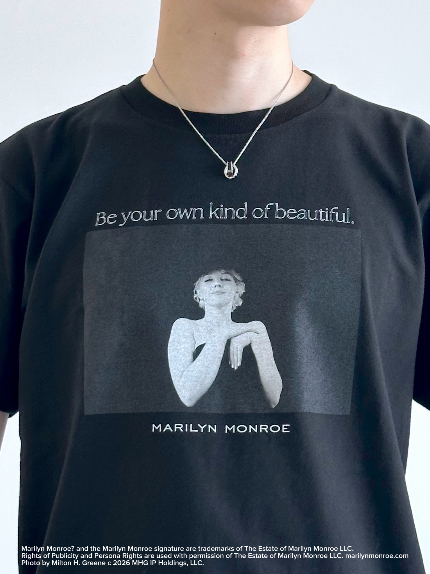 イッシーさんの「TAKEO KIKUCHI｜【別注】マリリン・モンロー/フォトTシャツ」を使ったコーディネート