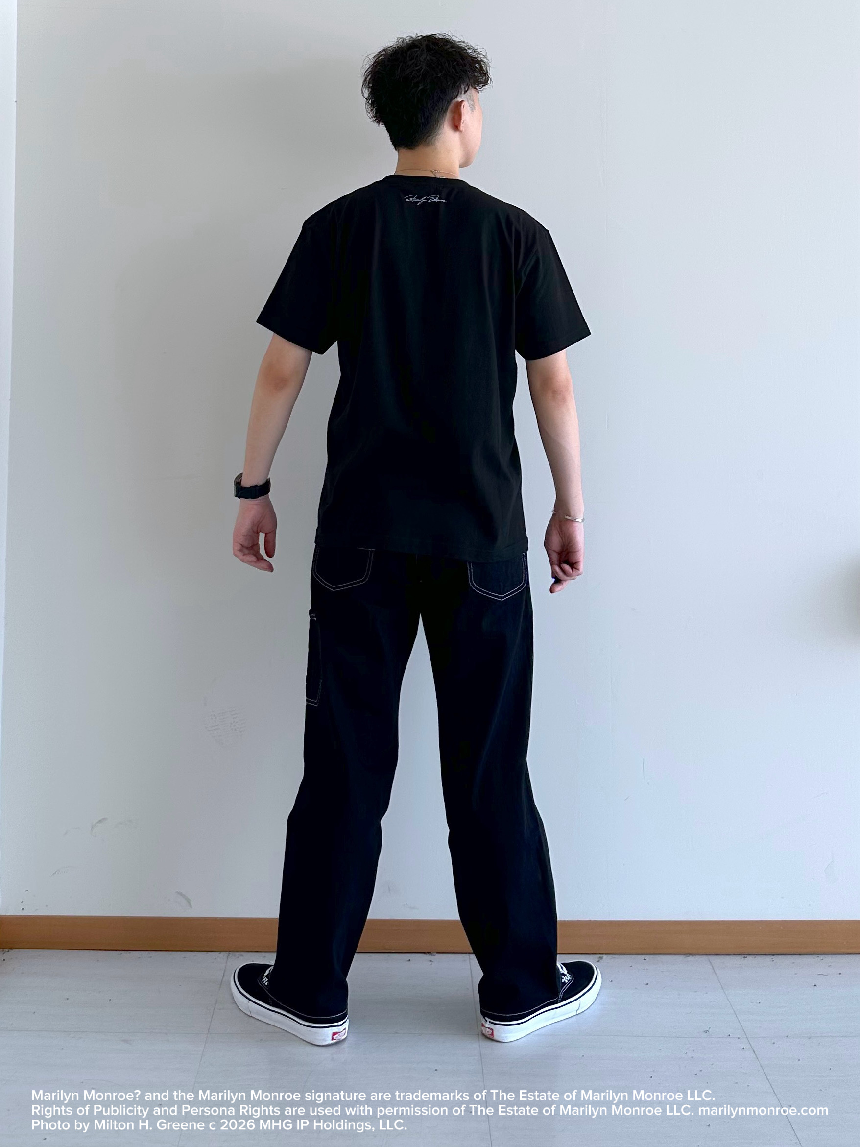 イッシーさんの「TAKEO KIKUCHI｜【別注】マリリン・モンロー/フォトTシャツ」を使ったコーディネート