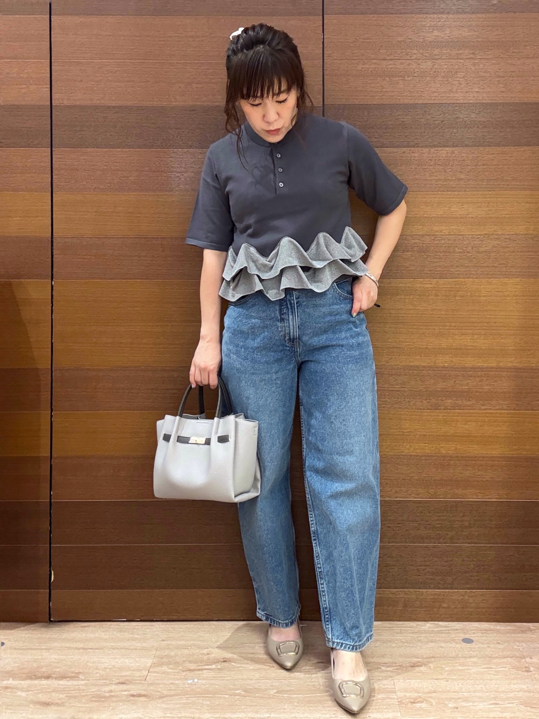 maichiさんの「OPAQUE.CLIP｜【UVケア／遮熱性】裾フリルヘンリーネックニット《抗ピル／洗濯機OK》」を使ったコーディネート