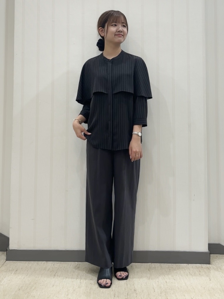 ちひさんの「INDIVI｜【褒められパンツ／洗える／ウエストゴム】ワイドタックパンツ」を使ったコーディネート