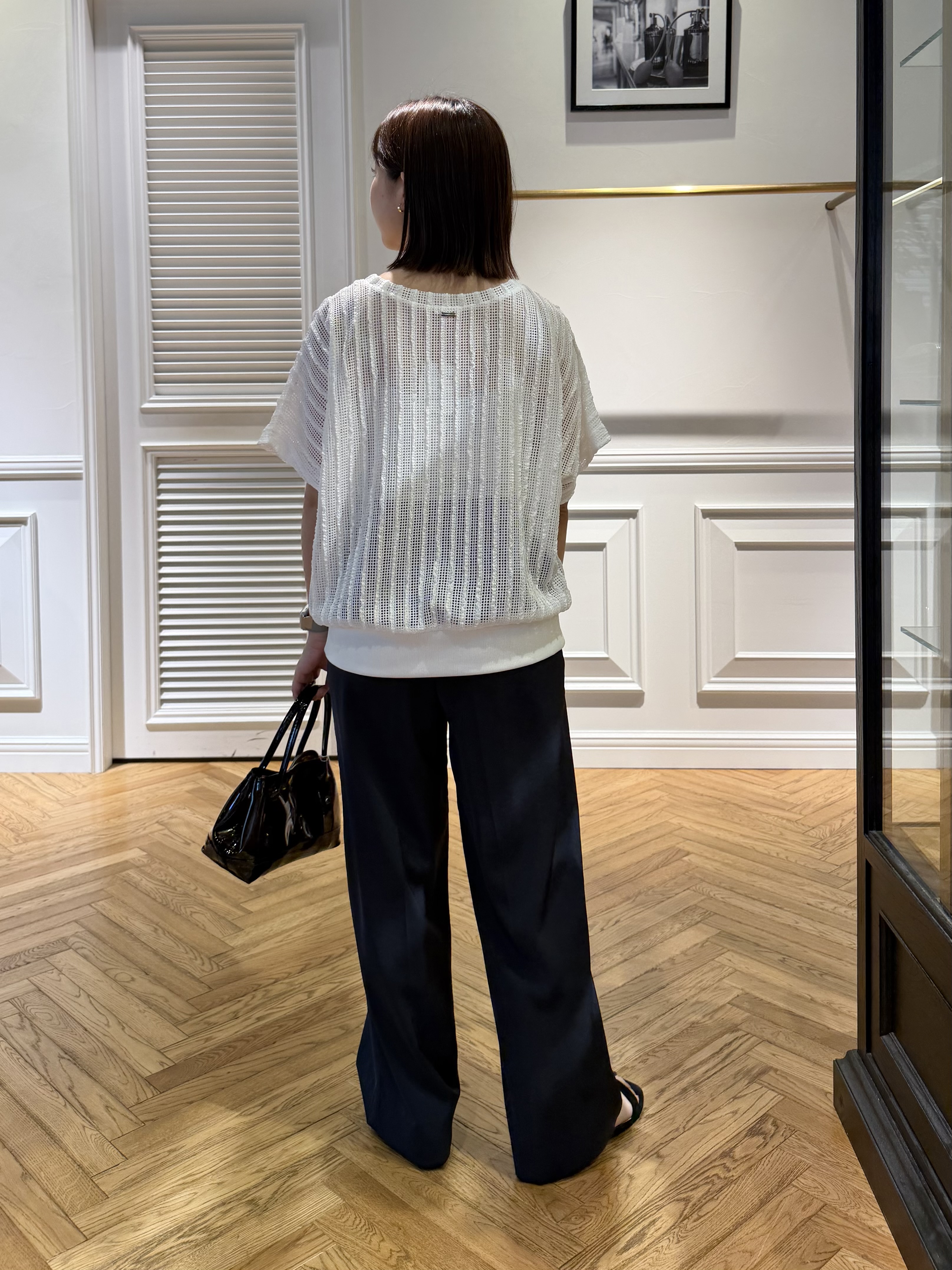 つじ まこさんの「DRESSTERIOR｜【体型カバー/日除け】ドルマンスリーブ シアーメッシュプルオーバー」を使ったコーディネート