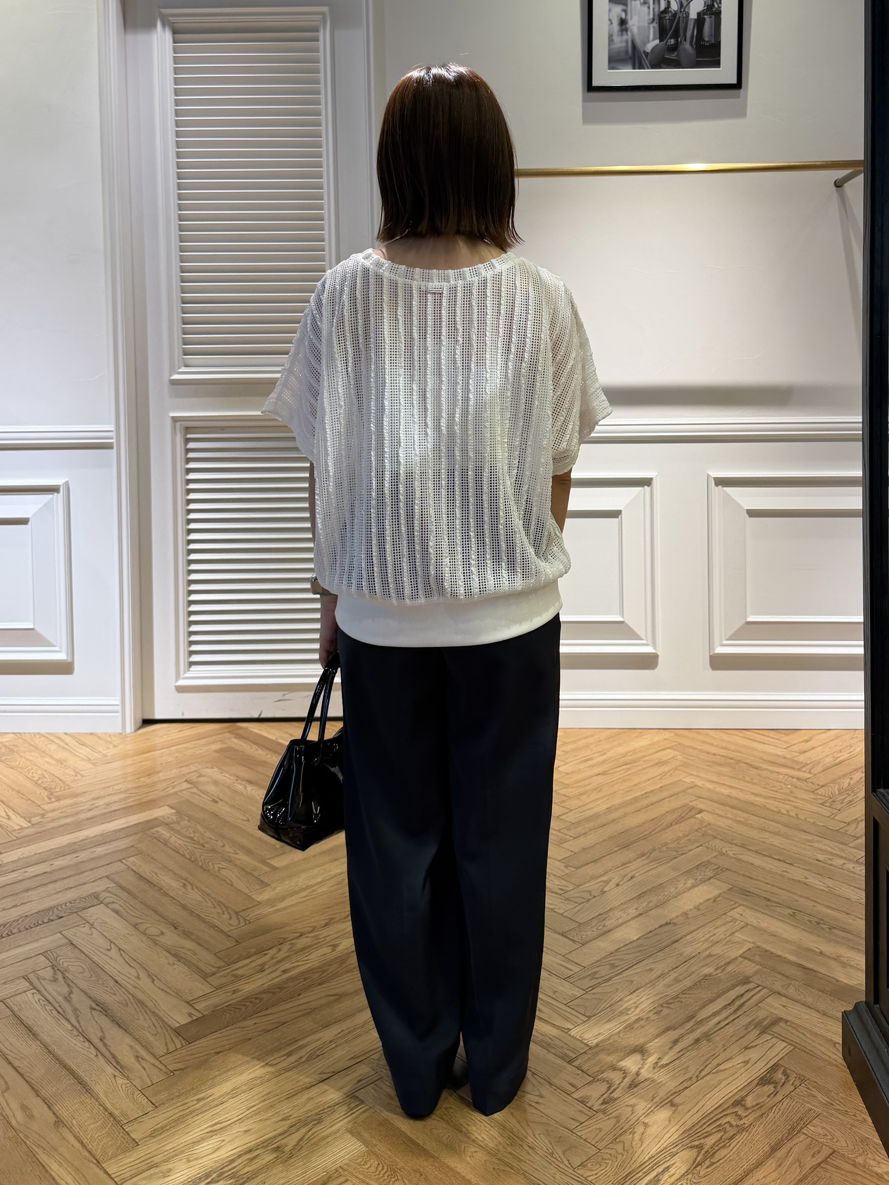 つじ まこさんの「DRESSTERIOR｜【体型カバー/日除け】ドルマンスリーブ シアーメッシュプルオーバー」を使ったコーディネート