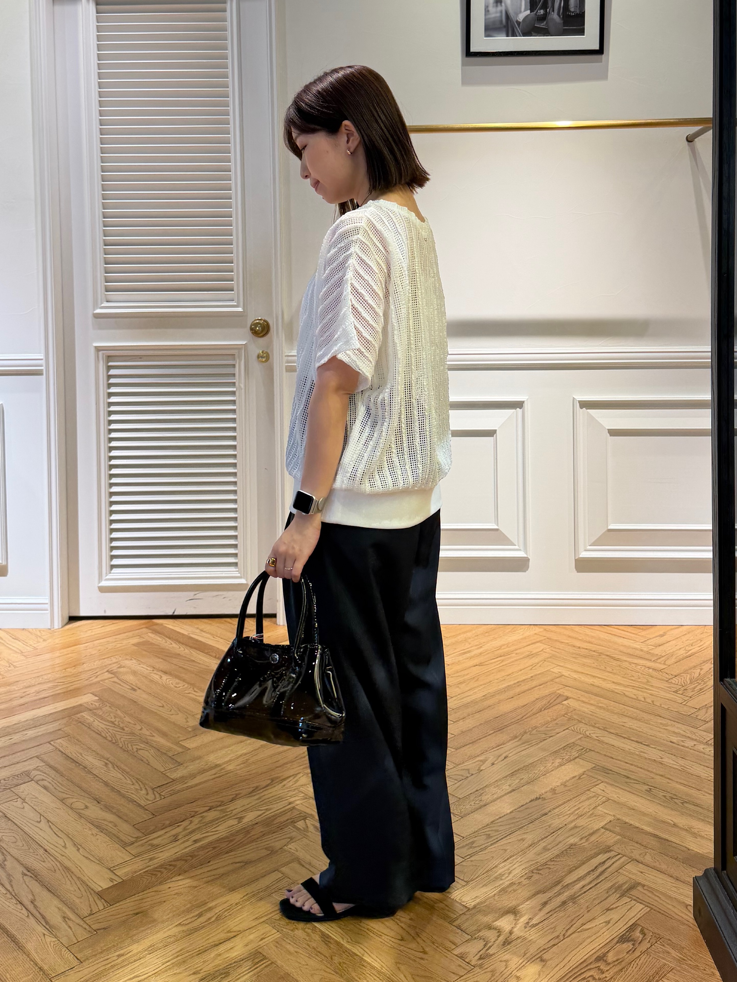 つじ まこさんの「DRESSTERIOR｜【体型カバー/日除け】ドルマンスリーブ シアーメッシュプルオーバー」を使ったコーディネート