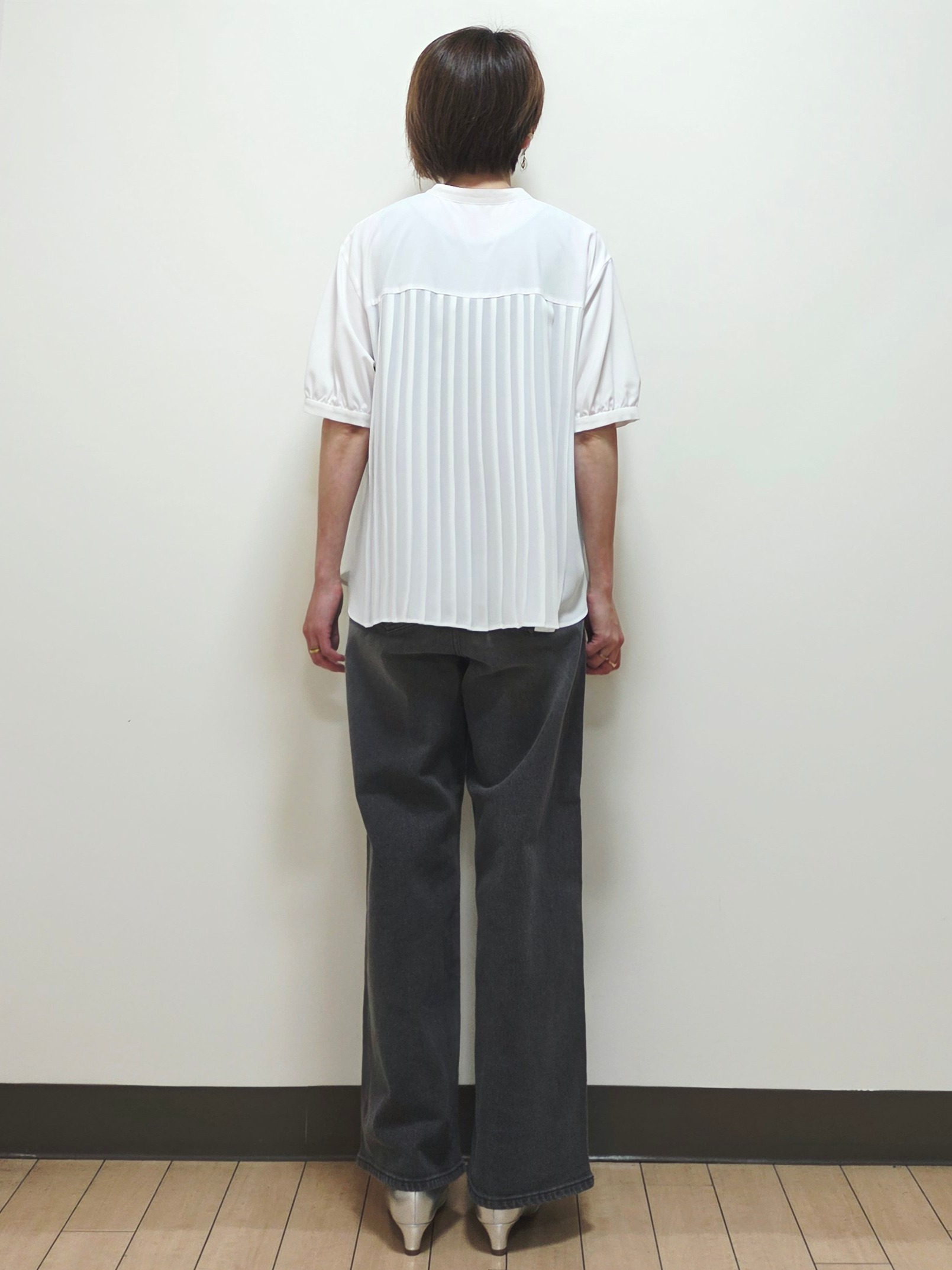 yuuさんの「Reflect｜【手洗い可】異素材ドッキングブラウス」を使ったコーディネート
