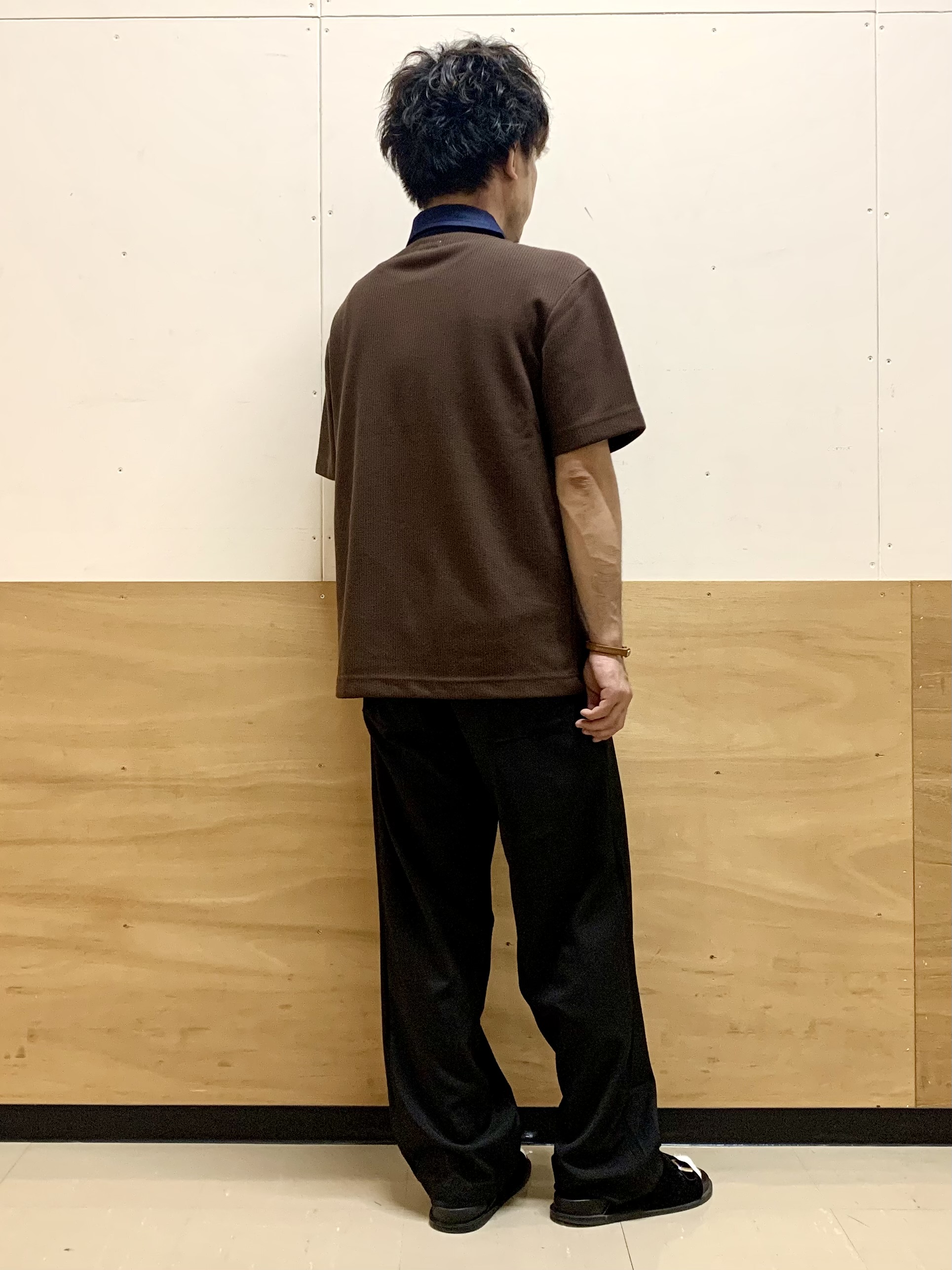 MATUさんの「THE SHOP TK｜【洗濯機OK】デニム襟 半袖ポロシャツ」を使ったコーディネート
