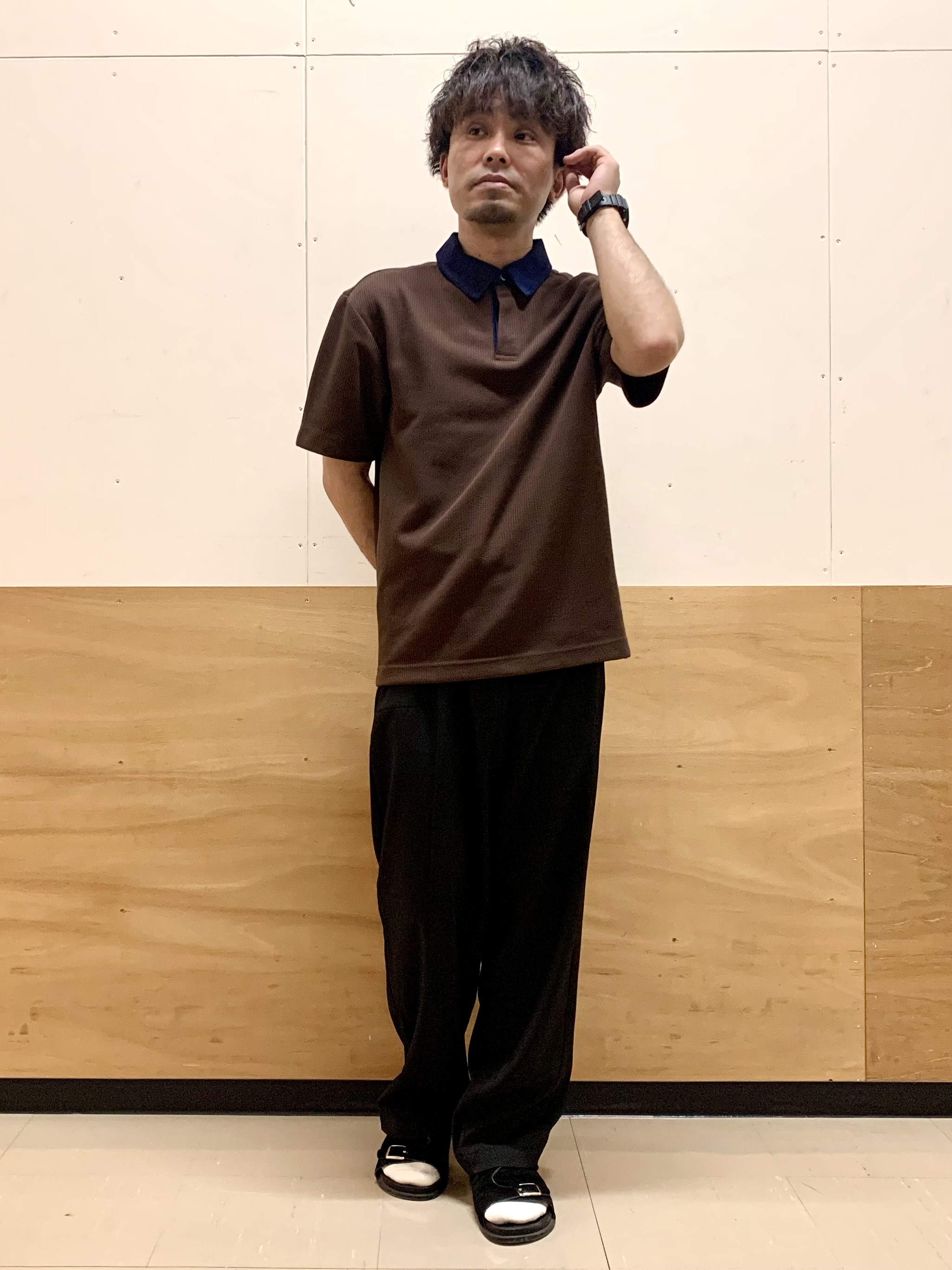 MATUさんの「THE SHOP TK｜【洗濯機OK】デニム襟 半袖ポロシャツ」を使ったコーディネート