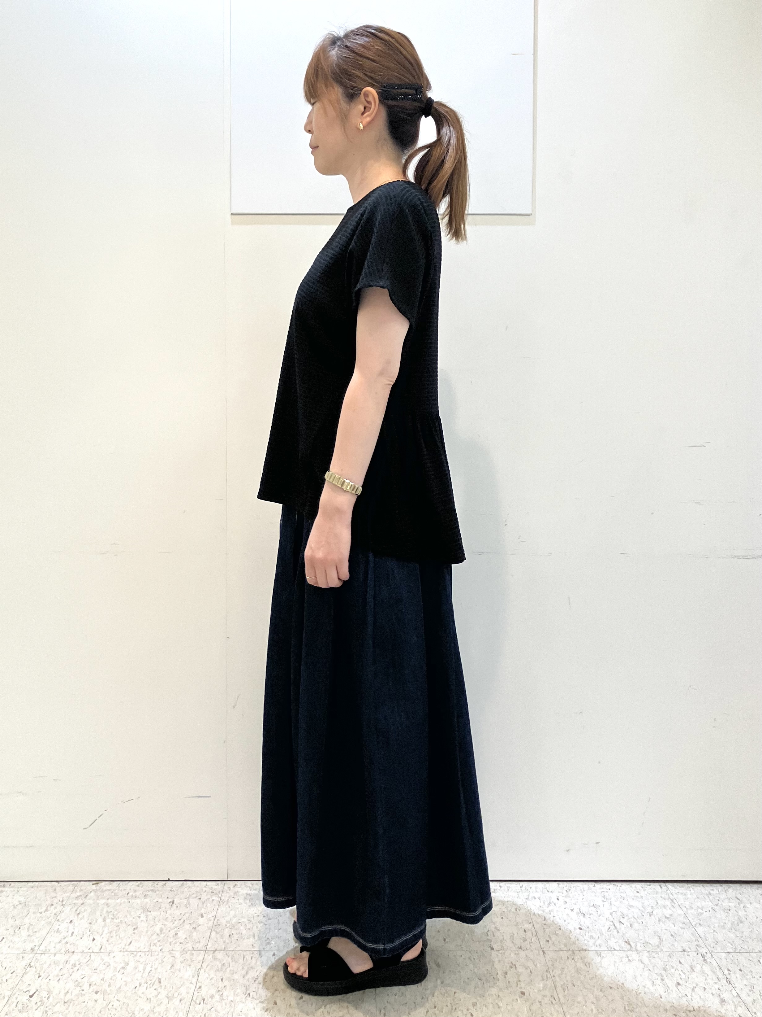 kozuさんの「Reflect｜【腰まわりカバー／手洗い可】ペプラムプルオーバー」を使ったコーディネート