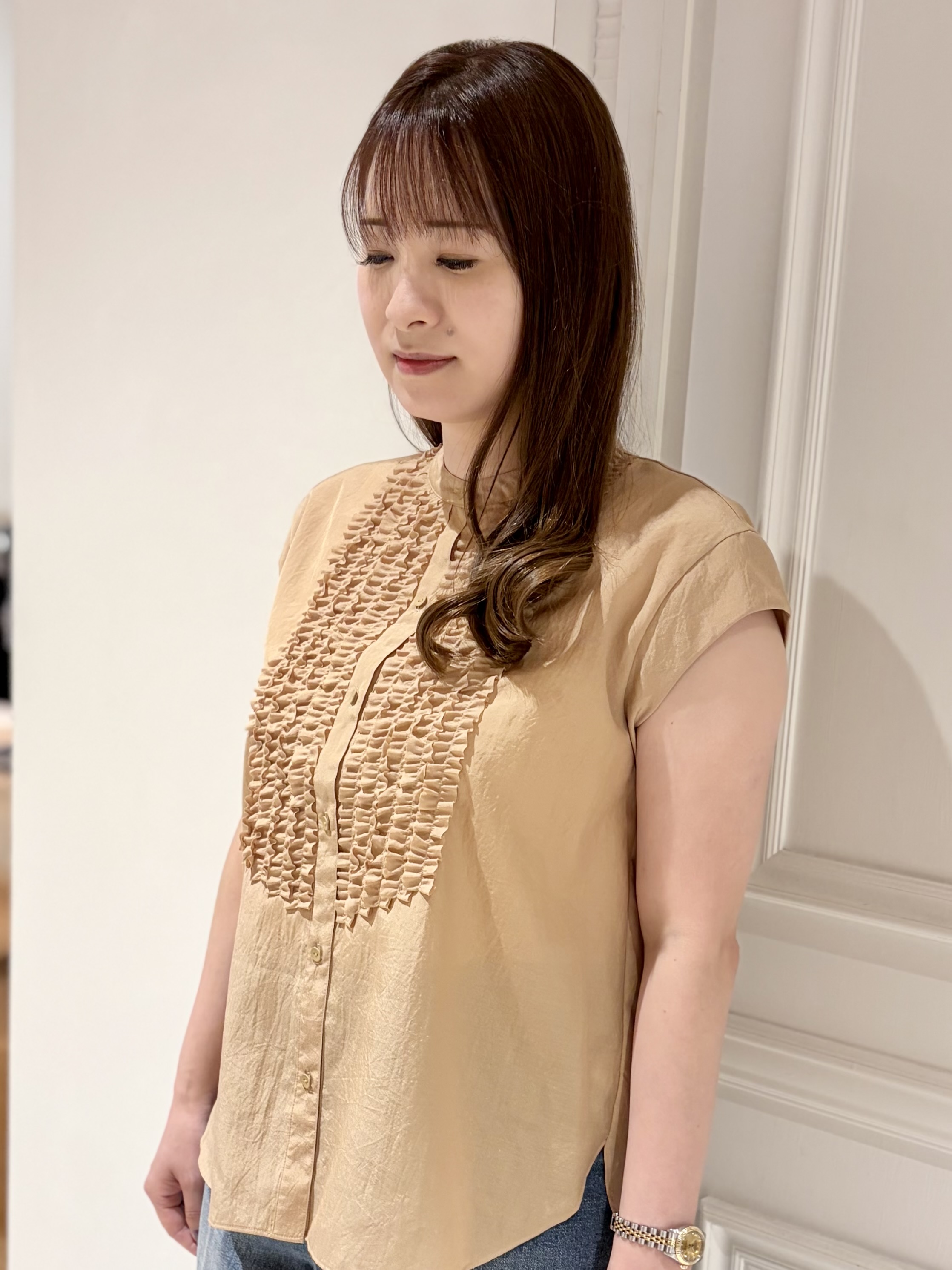 minowaさんの「DRESSTERIOR｜フレンチスリーブ　フリルブラウス」を使ったコーディネート