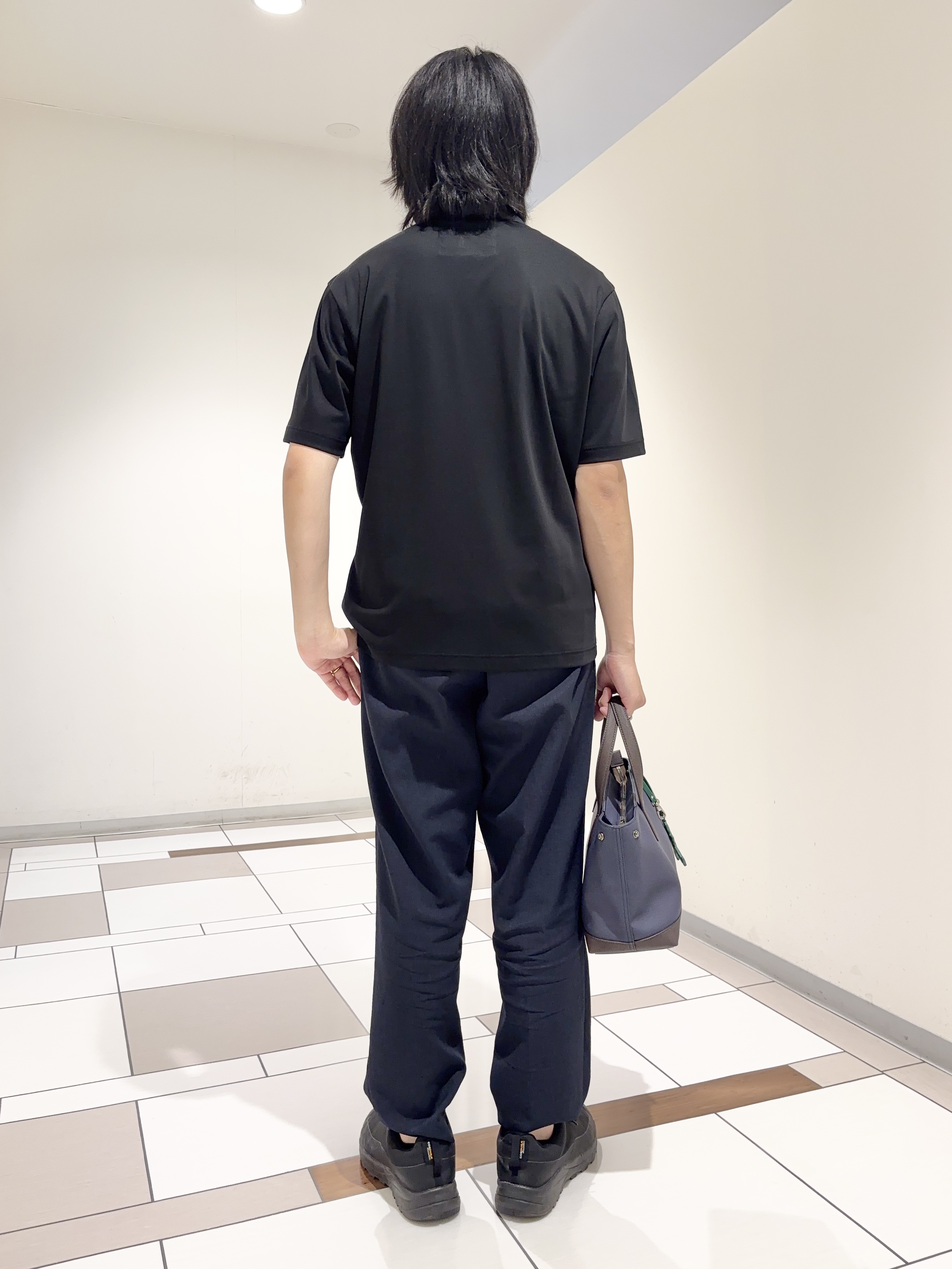及川さんの「TAKEO KIKUCHI｜【接触冷感】アイスクリアコットン ワンポイント ポロシャツ」を使ったコーディネート