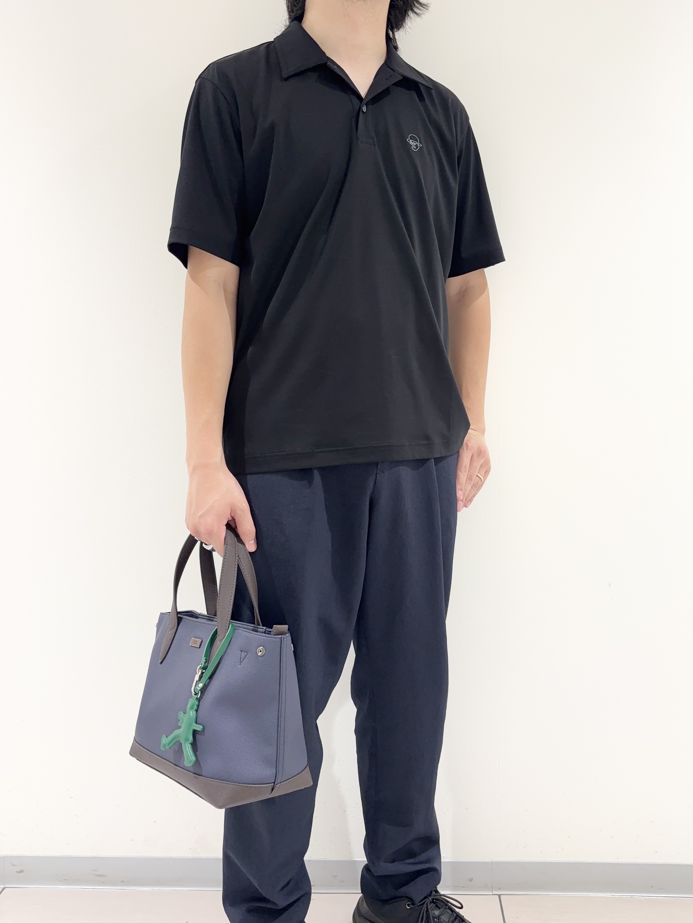 及川さんの「TAKEO KIKUCHI｜【接触冷感】アイスクリアコットン ワンポイント ポロシャツ」を使ったコーディネート