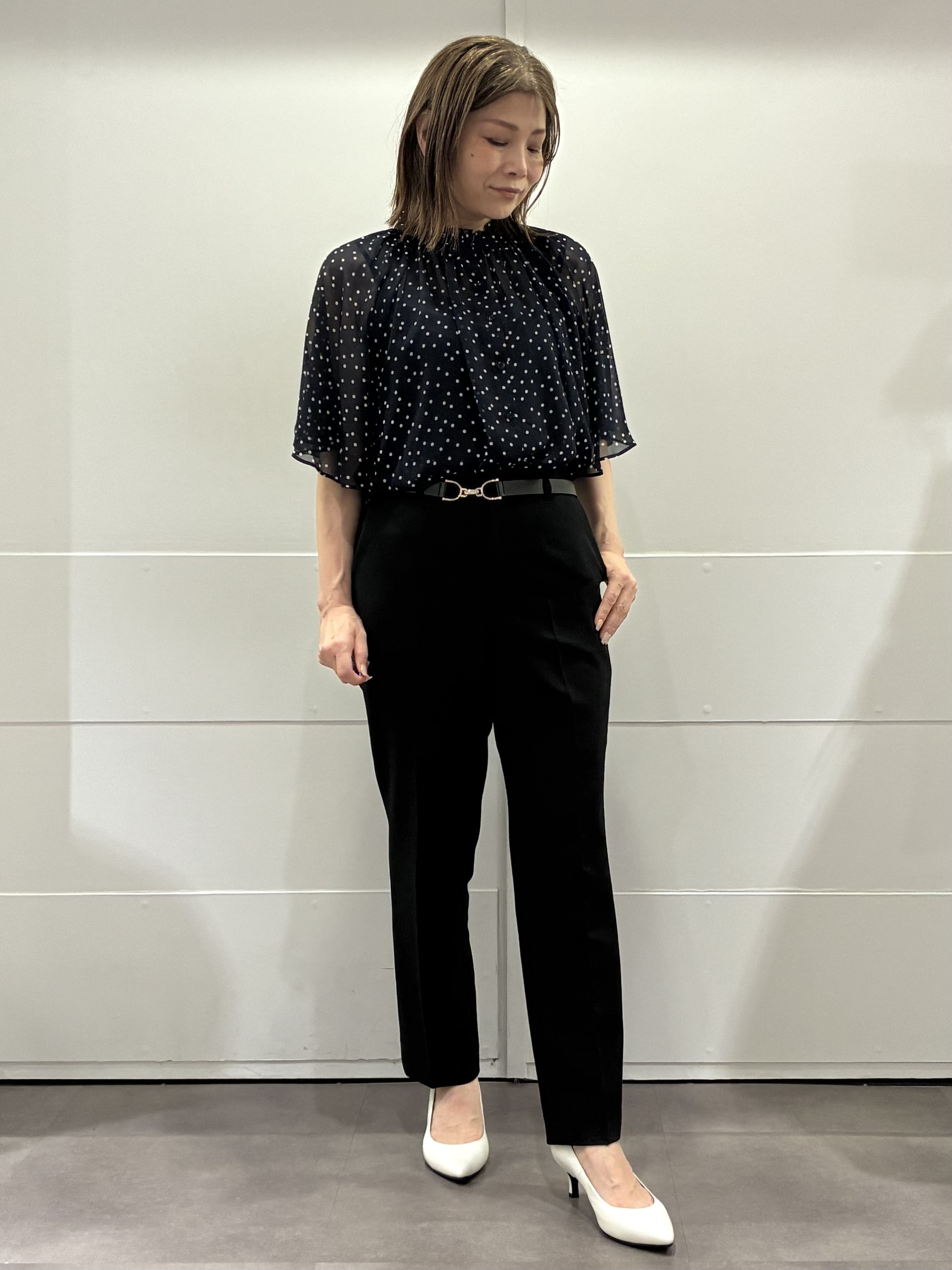 ちいさんの「Reflect｜【セットアップ／手洗い可】ドット柄シアーブラウス」を使ったコーディネート