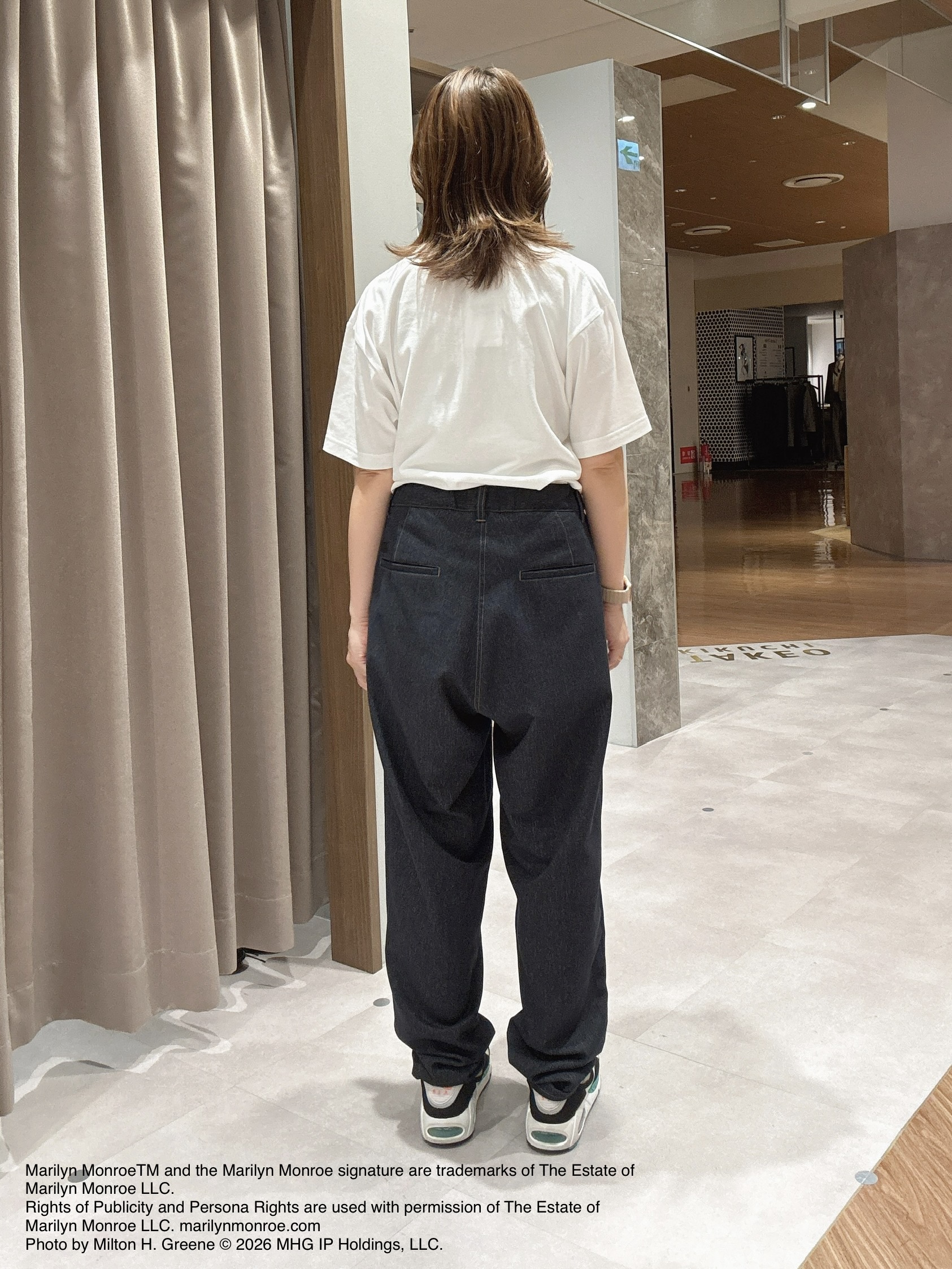 hanechanさんの「TAKEO KIKUCHI｜STORAGE スリングショルダーバック」を使ったコーディネート