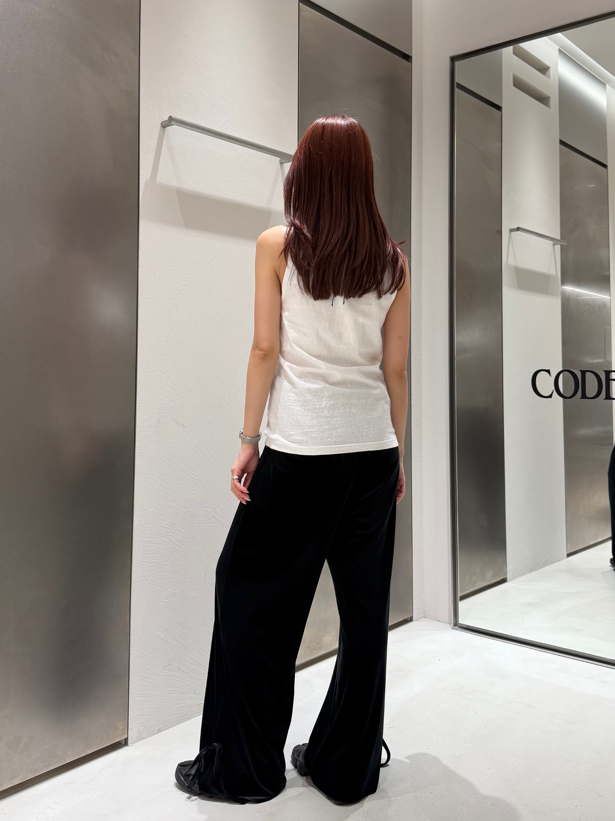 kanamiさんの「CODE A｜IRONING｜cut out tank top」を使ったコーディネート