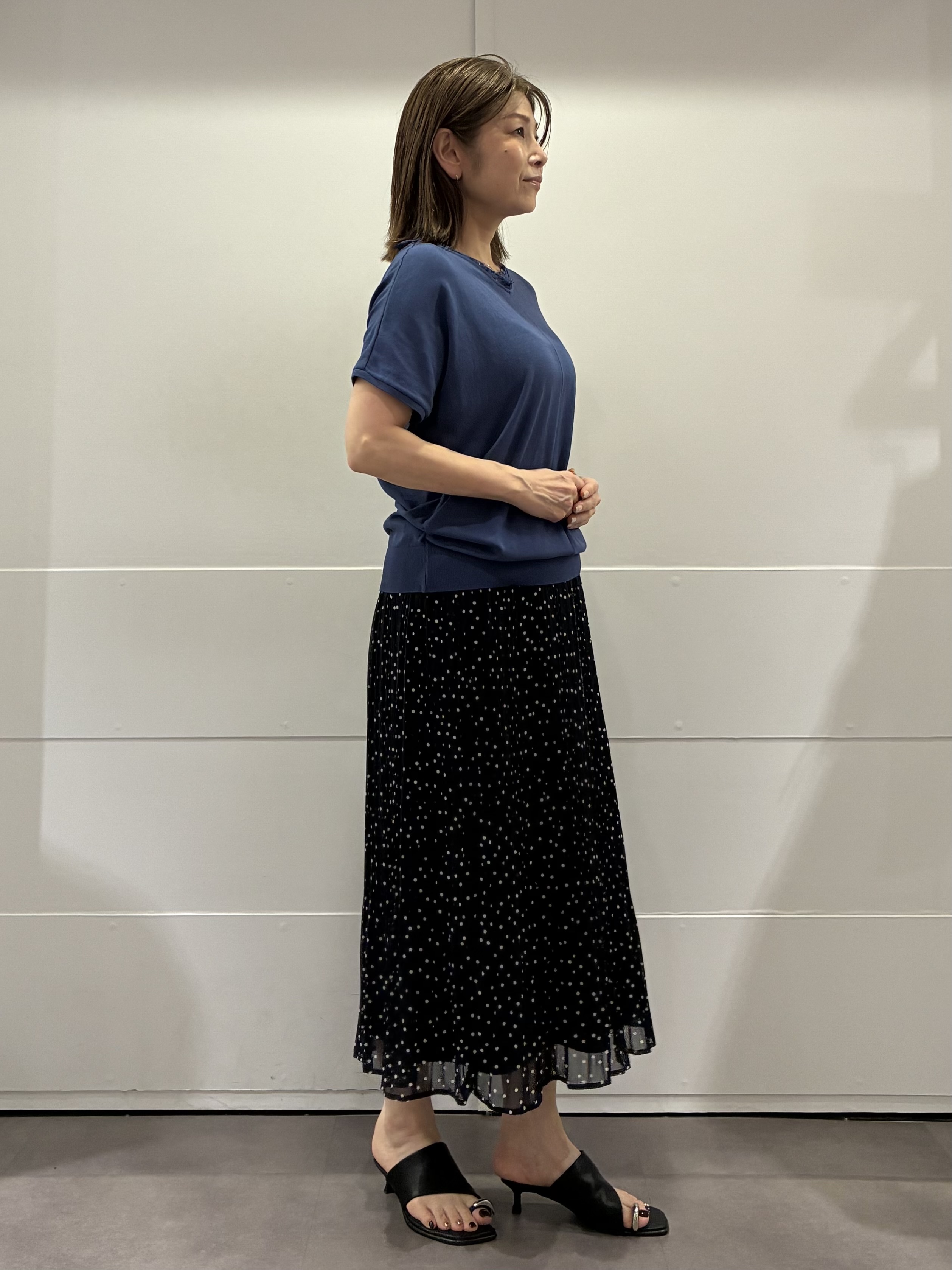 ちいさんの「Reflect｜【二の腕カバー／手洗い可】ネックレース フレンチスリーブニット」を使ったコーディネート