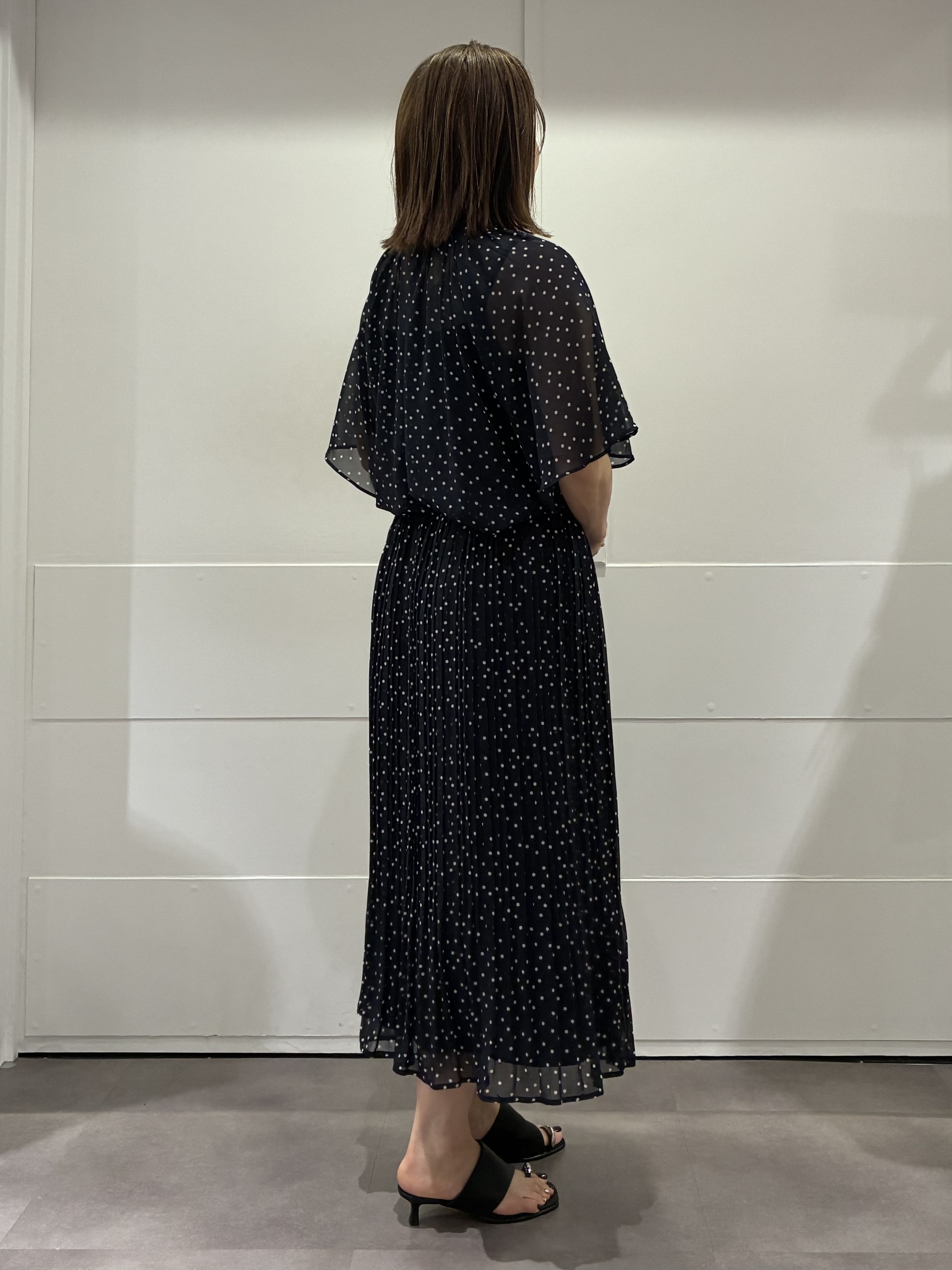 ちいさんの「Reflect｜【セットアップ／手洗い可】ドット柄シアーブラウス」を使ったコーディネート