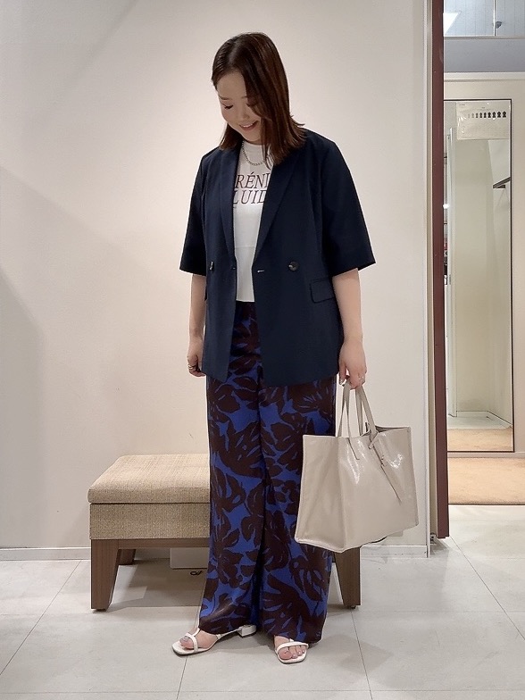 YUIさんの「UNTITLED｜【セットアップ可/UVカット/通気性】エアリークール半袖ジャケット」を使ったコーディネート