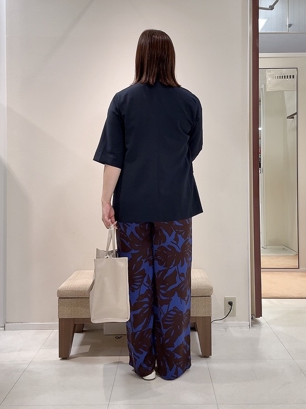 YUIさんの「UNTITLED｜【セットアップ可/UVカット/通気性】エアリークール半袖ジャケット」を使ったコーディネート